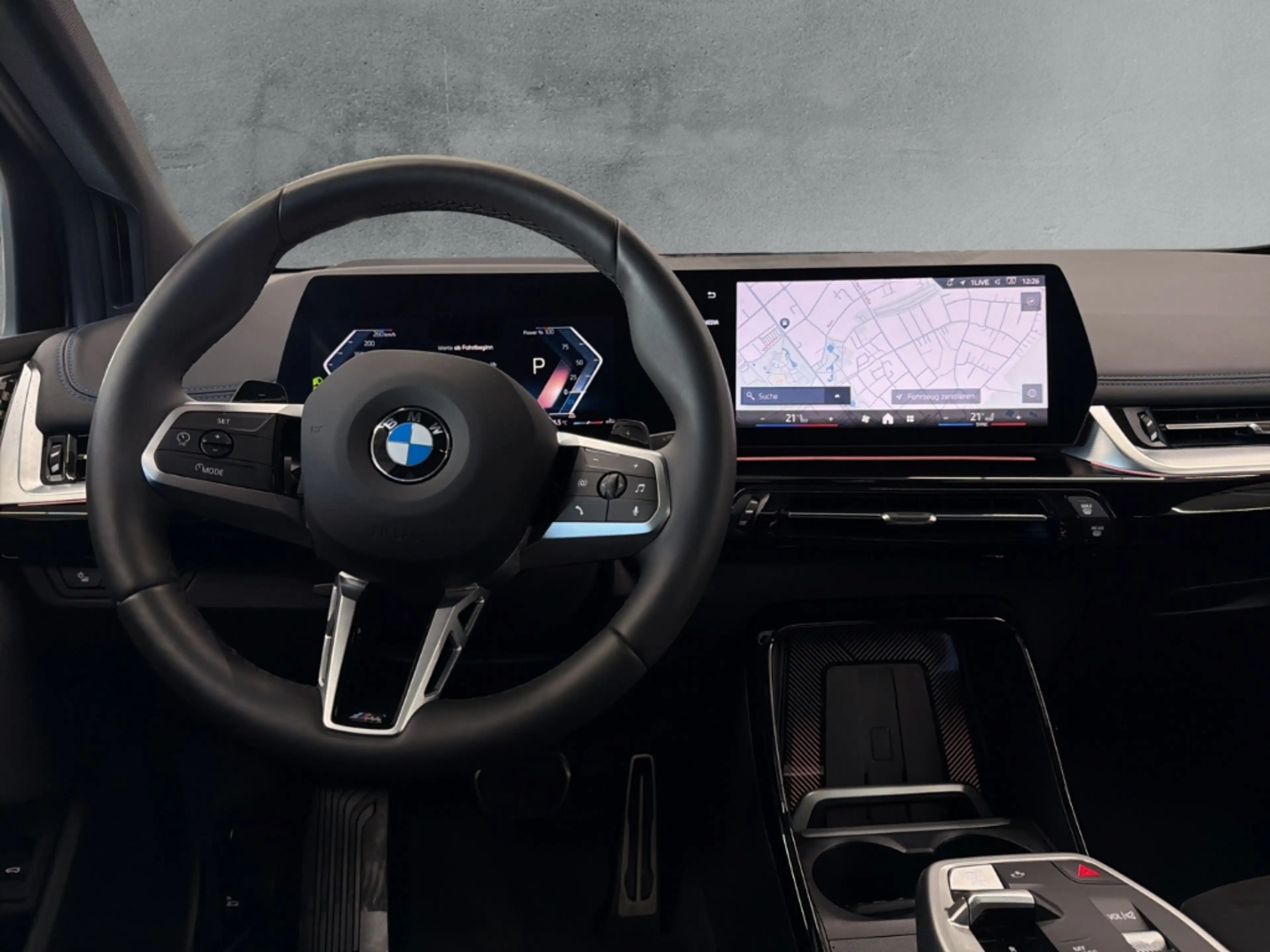 BMW 223 Active Tourer i M Sport 223i xDrive Park-Assistent — photo 10