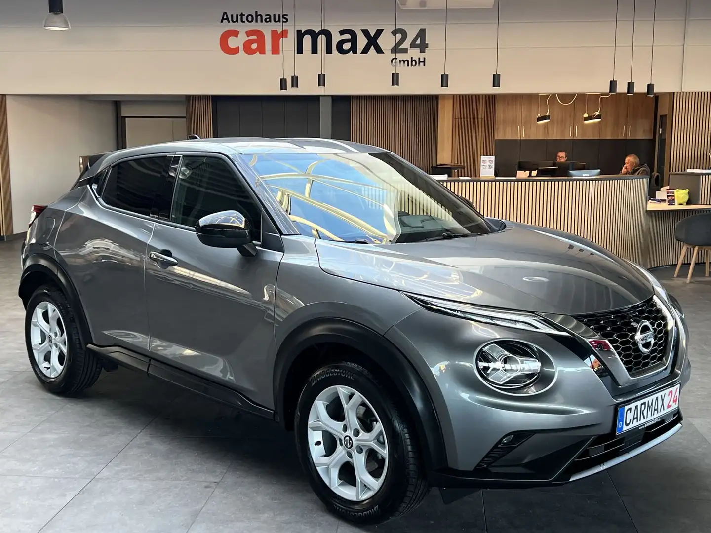 Nissan Juke 1.0DIG-T Tekna Kamera 1.Hand unfallfrei Grau - 1