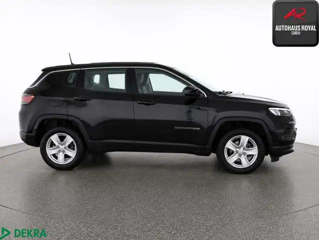 Jeep Compass view 5