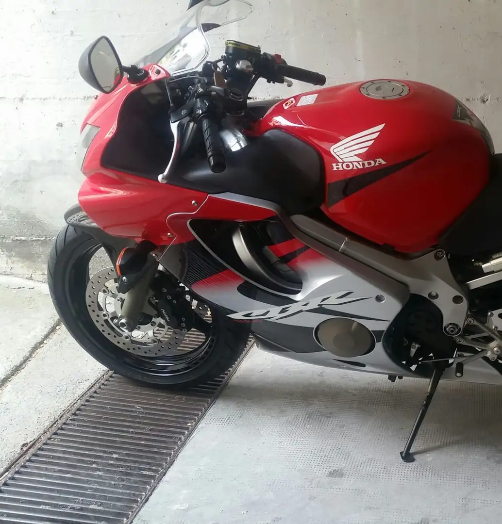Honda CBR 600 Roşu - 2