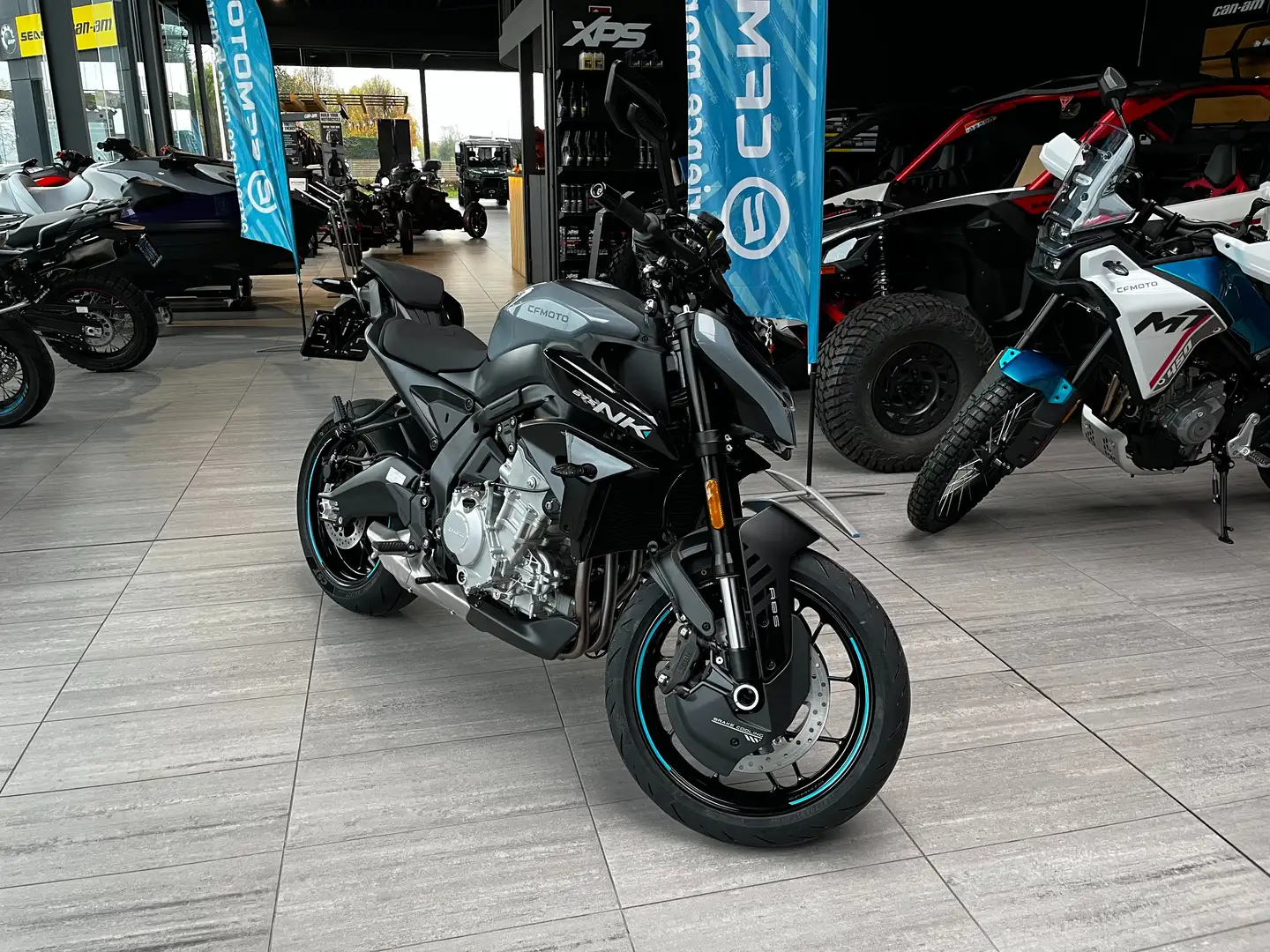 CFMOTO 675NK // IN STOCK, DIRECT LEVERBAAR! Gris - 1