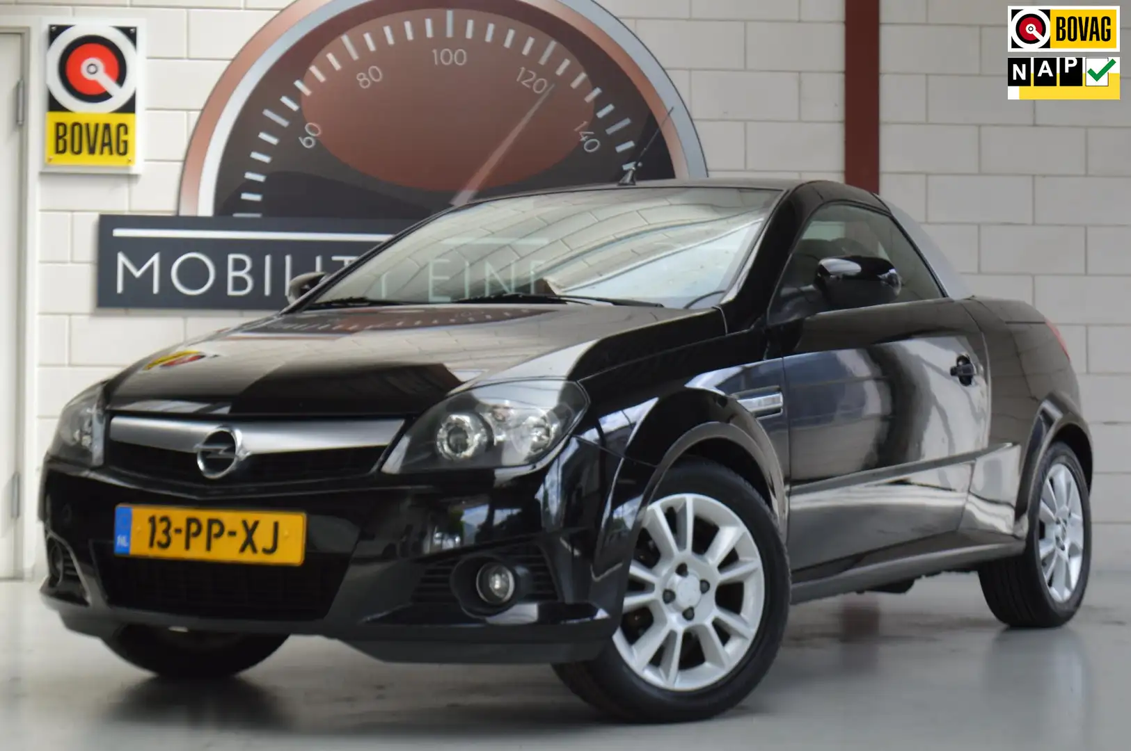Opel Tigra TwinTop 1.8-16V Cosmo AIRCO, APK NWe banden, nwe d Černá - 1