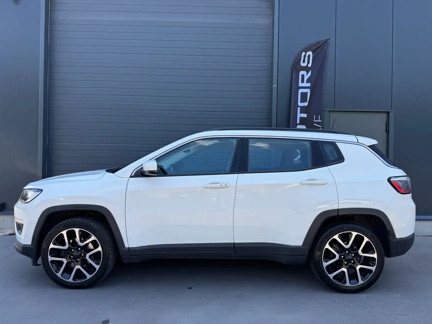 Jeep Compass Compass 1.6 LEDER/NAVI/CAMERA/PDC/CARPASS Blanc - 2