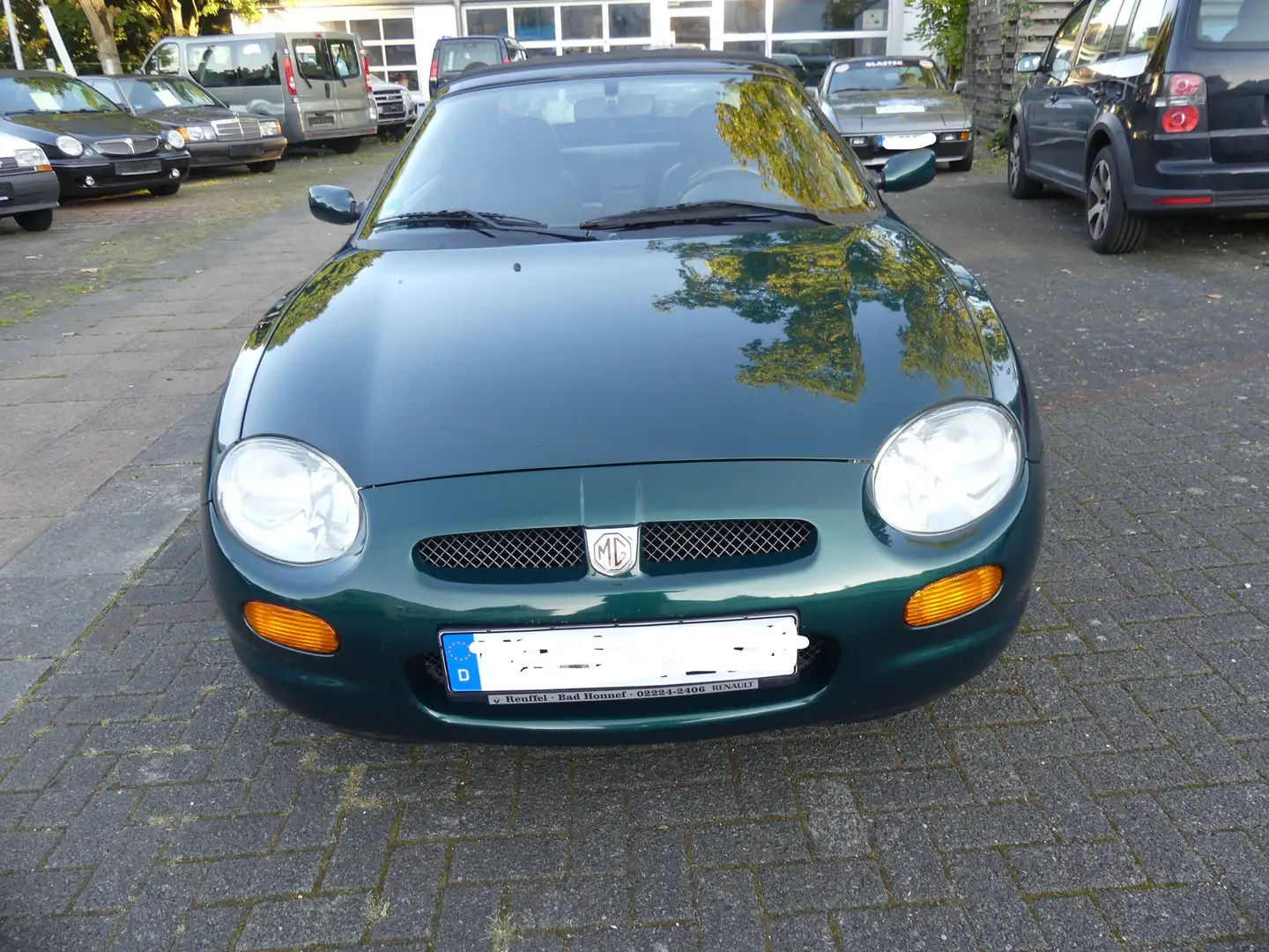 MG MGF 1.8i Зелений - 2