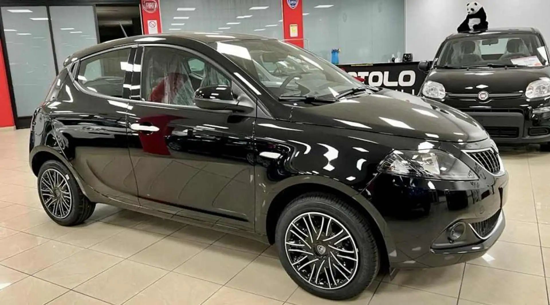 Lancia Ypsilon SILVER PLUS PROMO FINANZIAMENTO !!! Чорний - 2