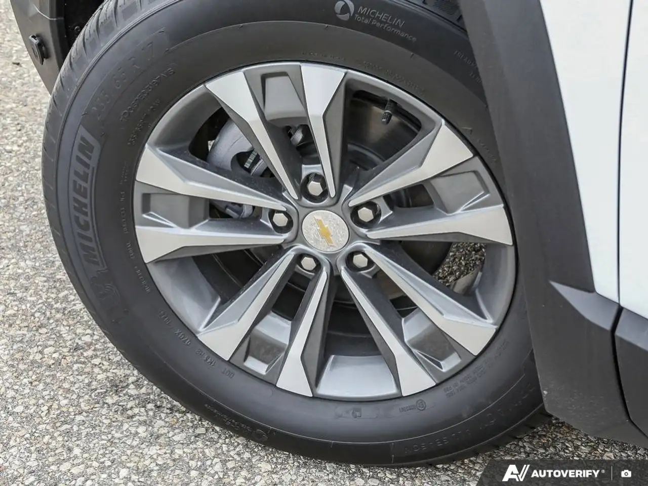 Chevrolet Equinox photo Chevrolet Equinox