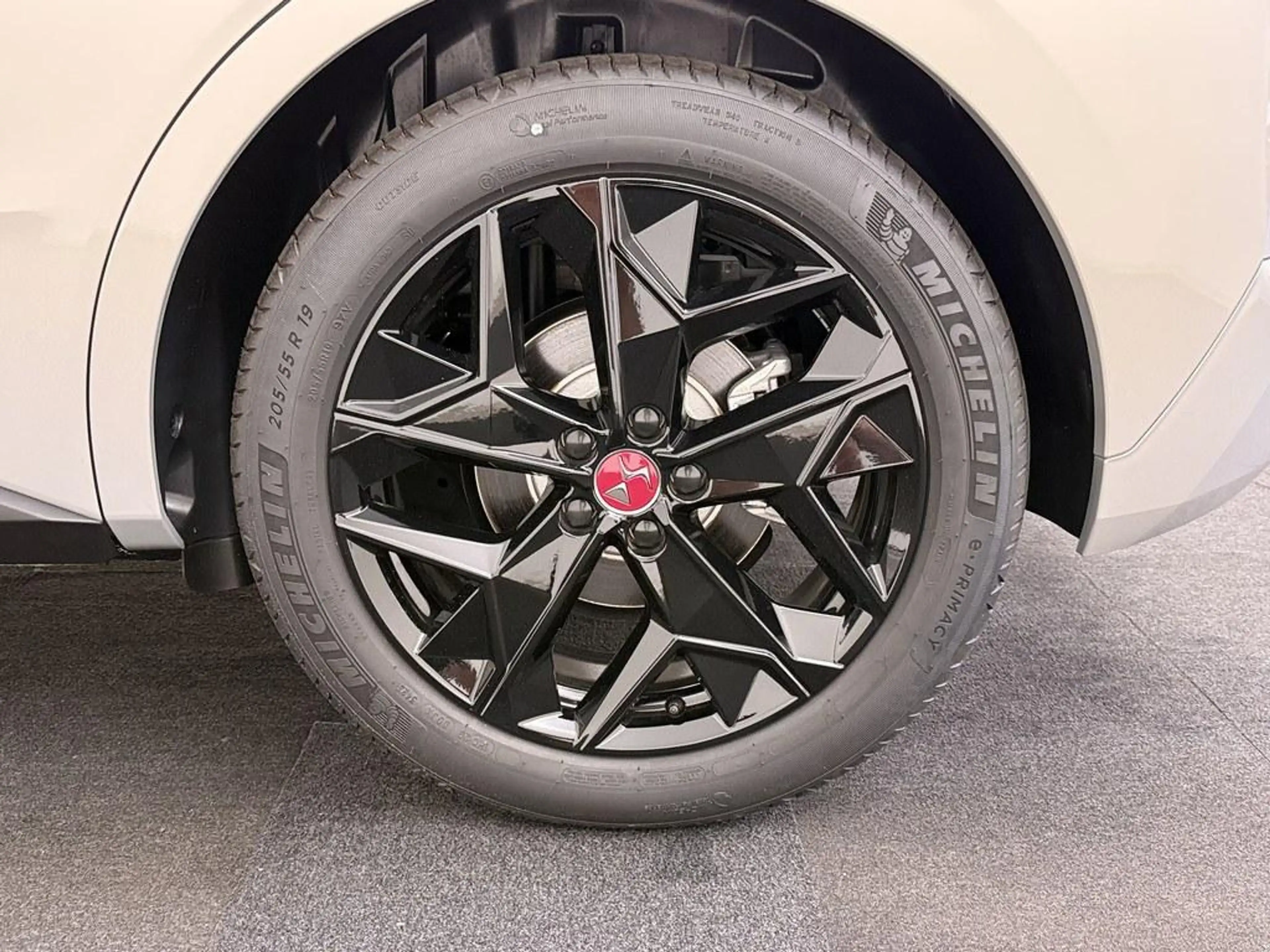 DS Automobiles DS 4 1.6T 225PK Hybrid Performance Line+ Alcantara/Led/ — photo 6