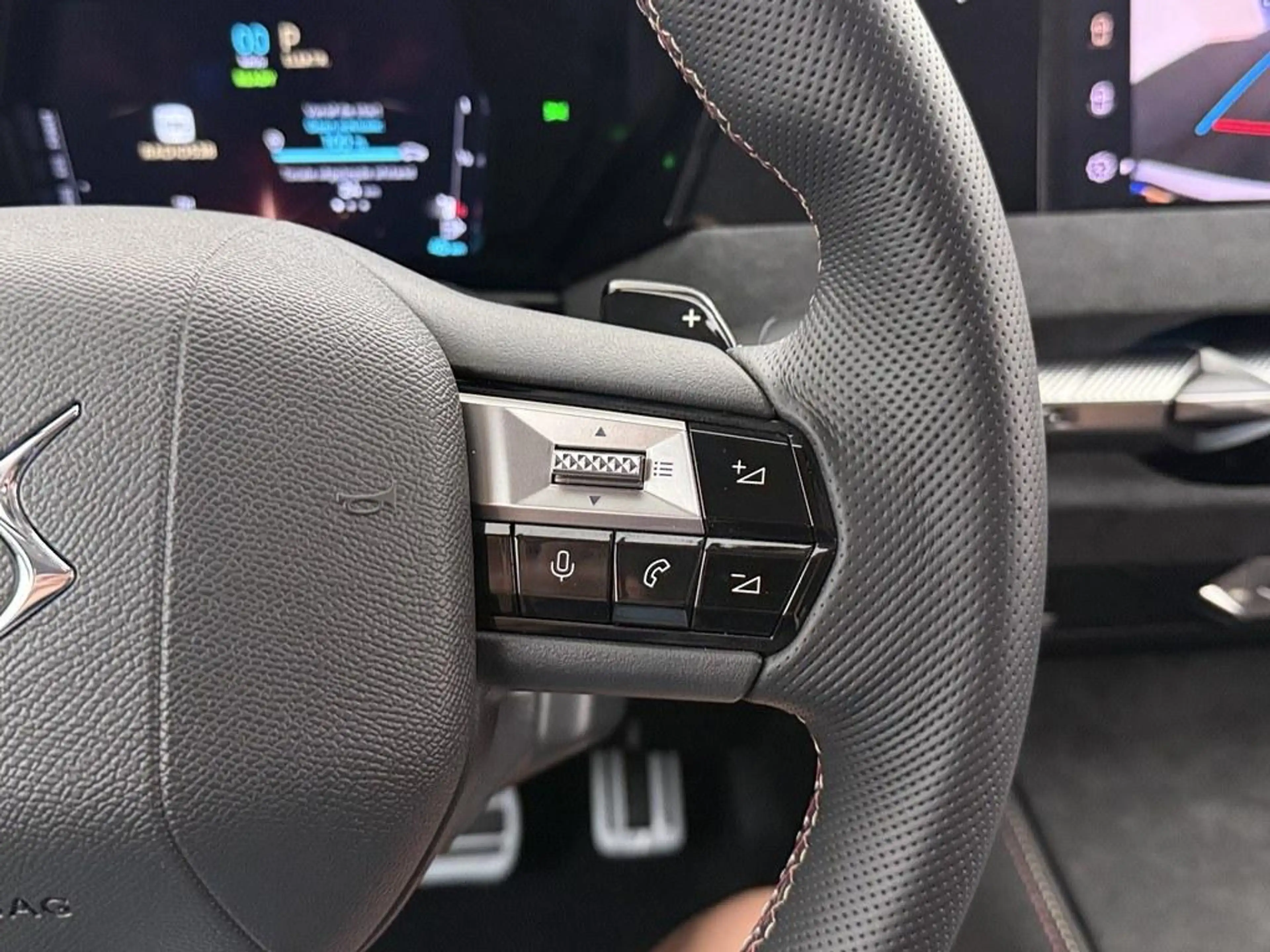 DS Automobiles DS 4 1.6T 225PK Hybrid Performance Line+ Alcantara/Led/ — photo 9