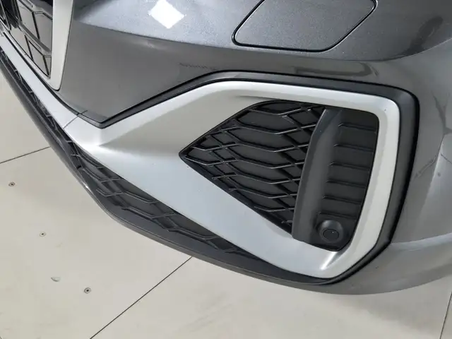 Audi Q2 view 20
