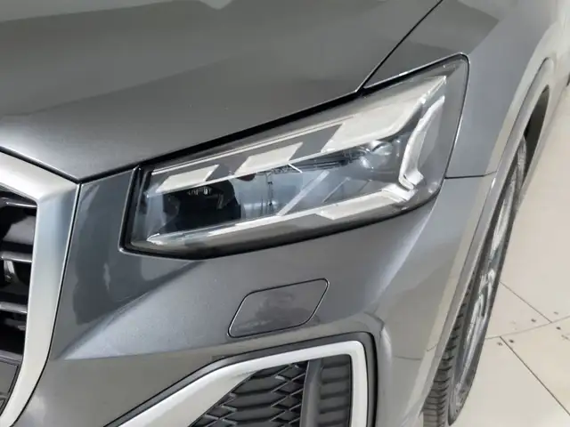 Audi Q2 view 19
