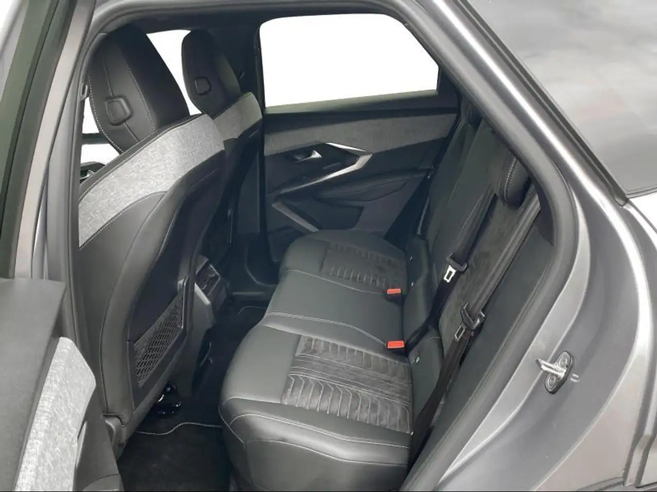Peugeot 3008 First Edition GT Hybrid 145 DCS6 9