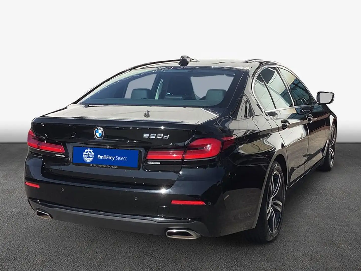 BMW 530 d xDrive Aut. Schwarz - 2