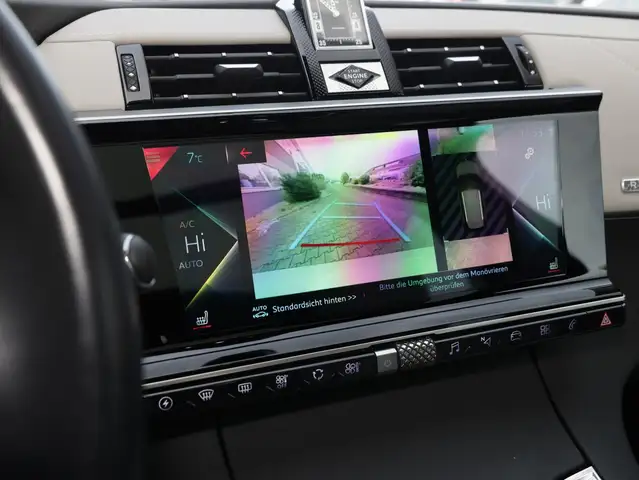 DS Automobiles DS 7 Crossback view 12