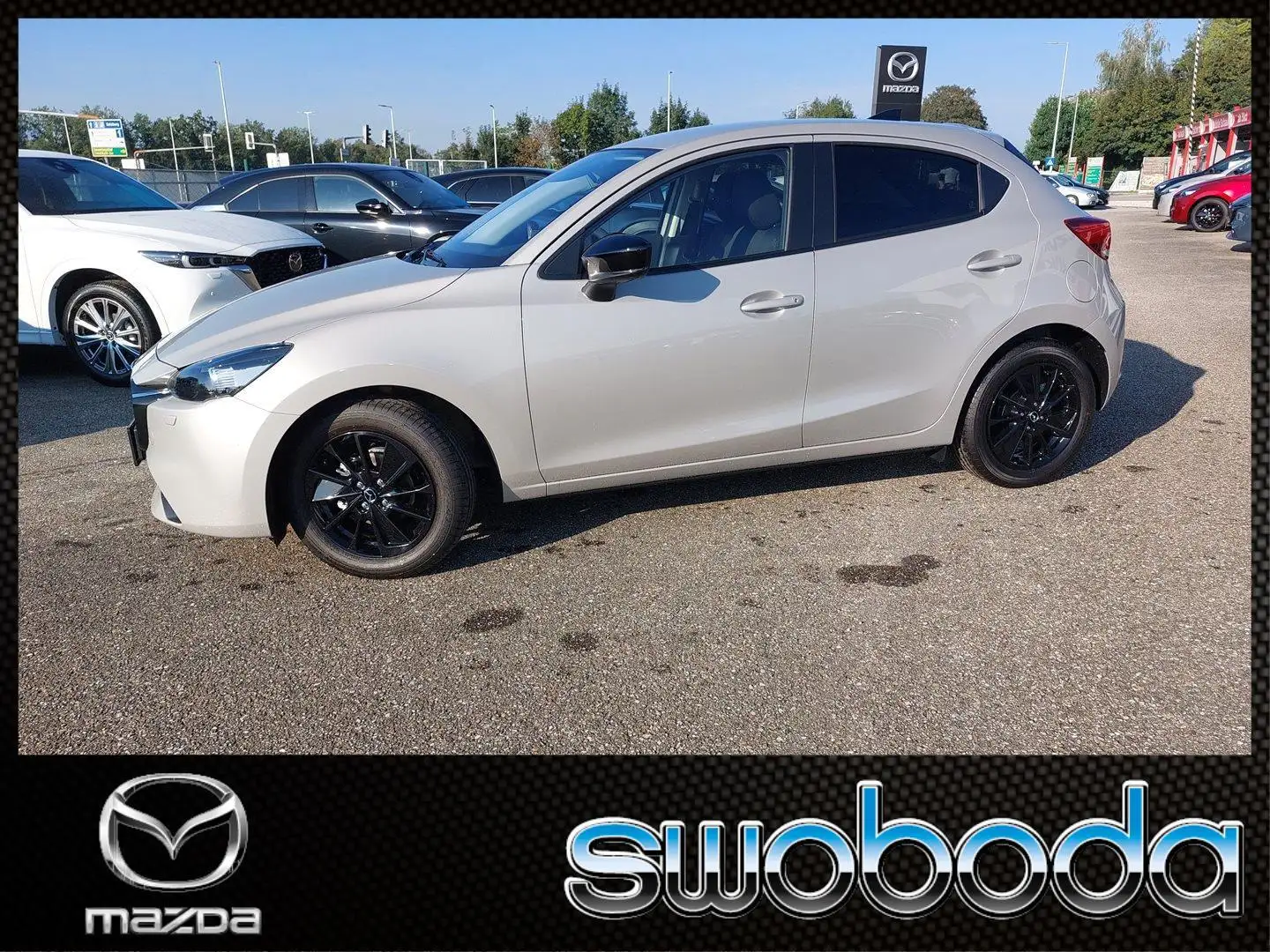 Mazda 2 Skyactiv G75 Homura Grijs - 1