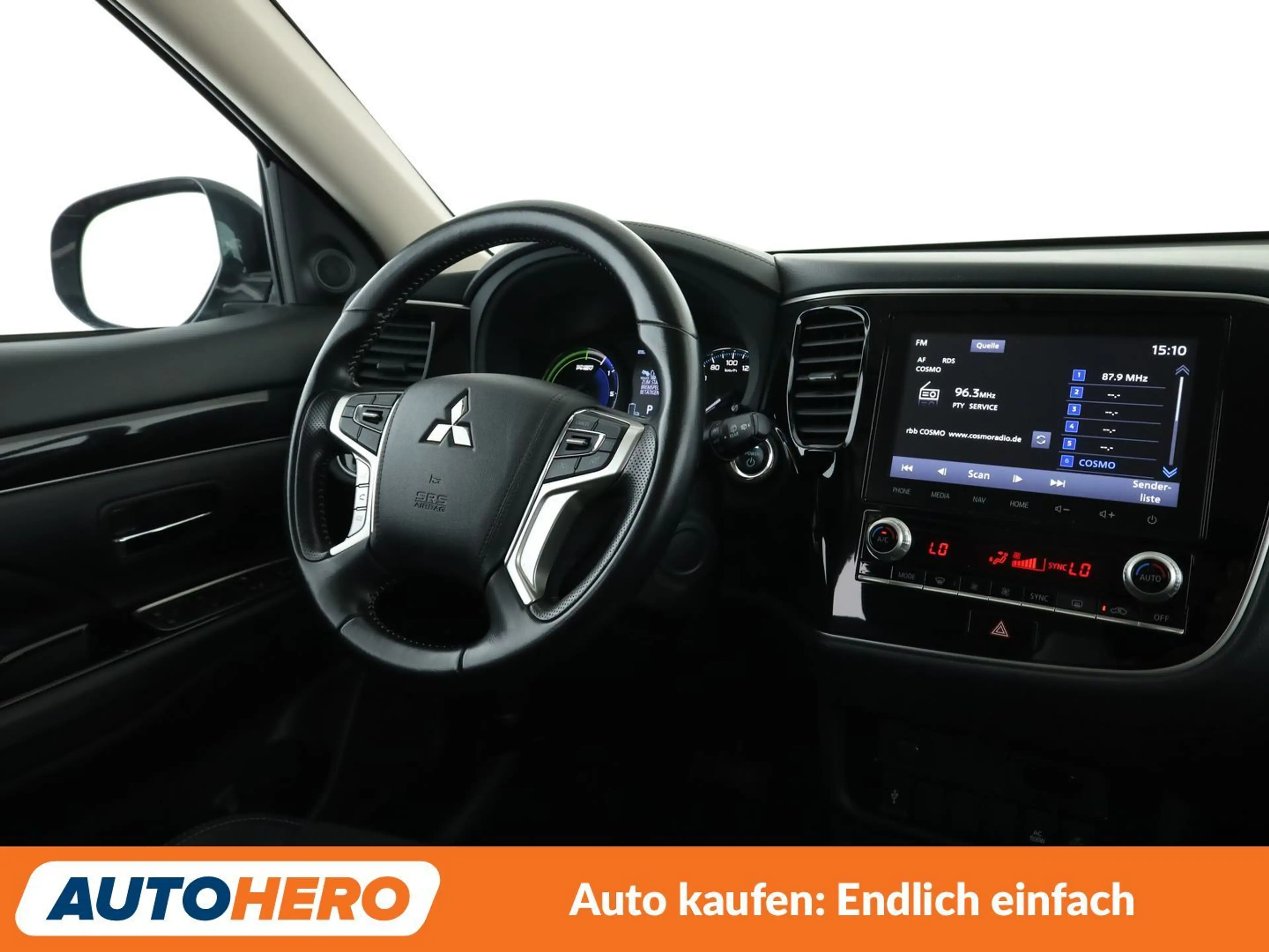Mitsubishi Outlander 2.4 PHEV Spirit 4WD Aut.*NAVI*TEMPO*CAM*SHZ*ALU* — photo 13