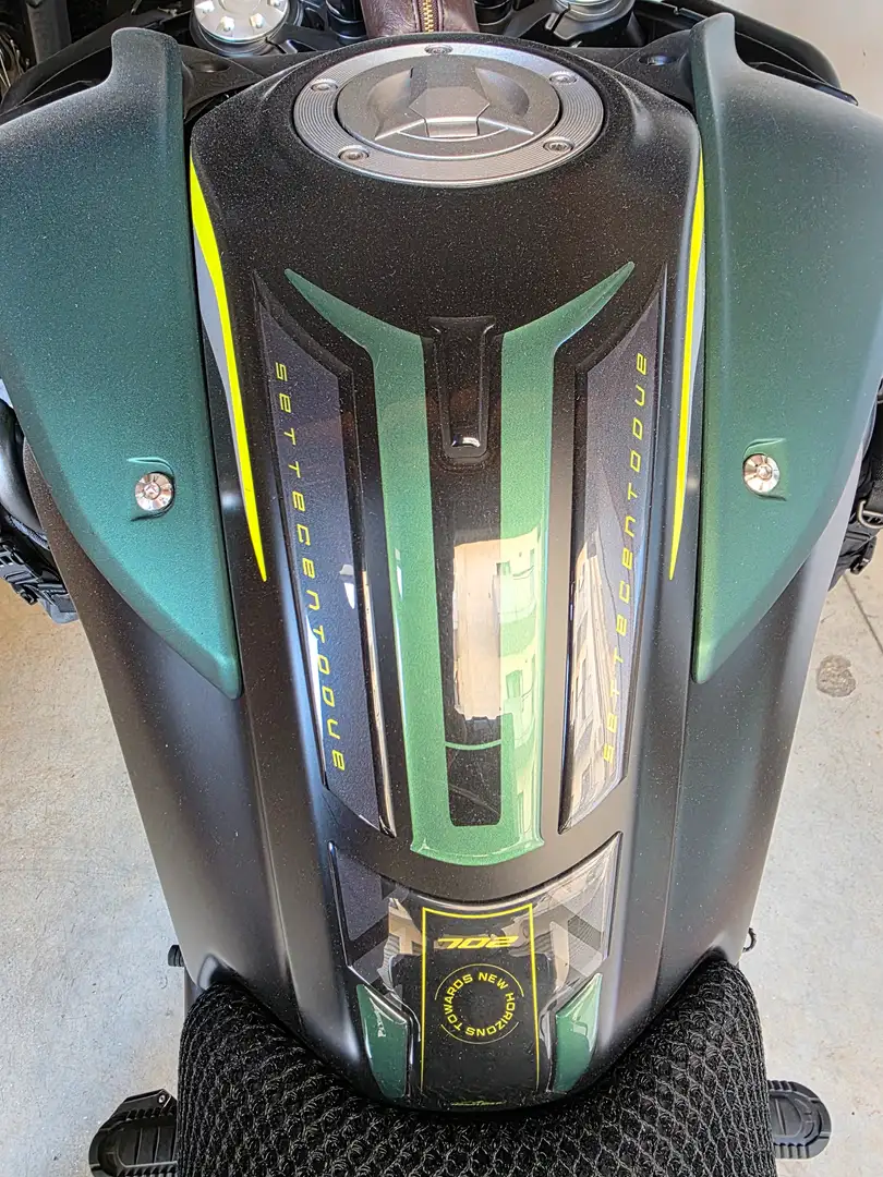 Benelli TRK 702 BENELLI TRK 702 STRADALE Zielony - 2