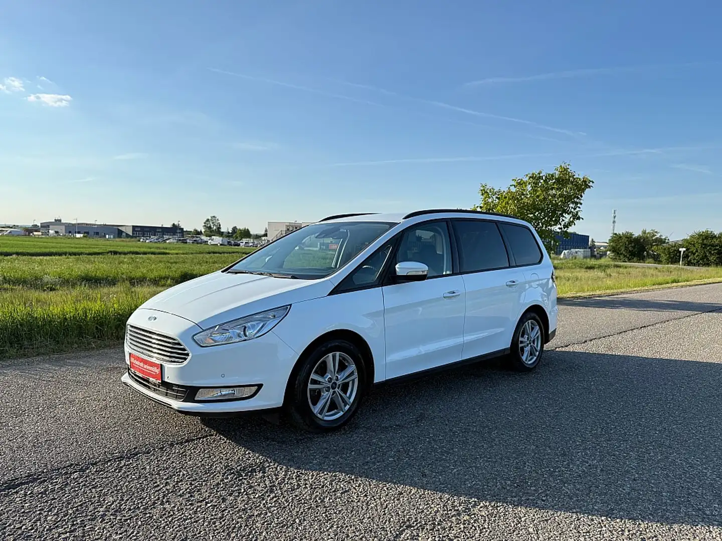 Ford Galaxy 2,0 TDCi Business Start/Stop *7 Sitze* Weiß - 2