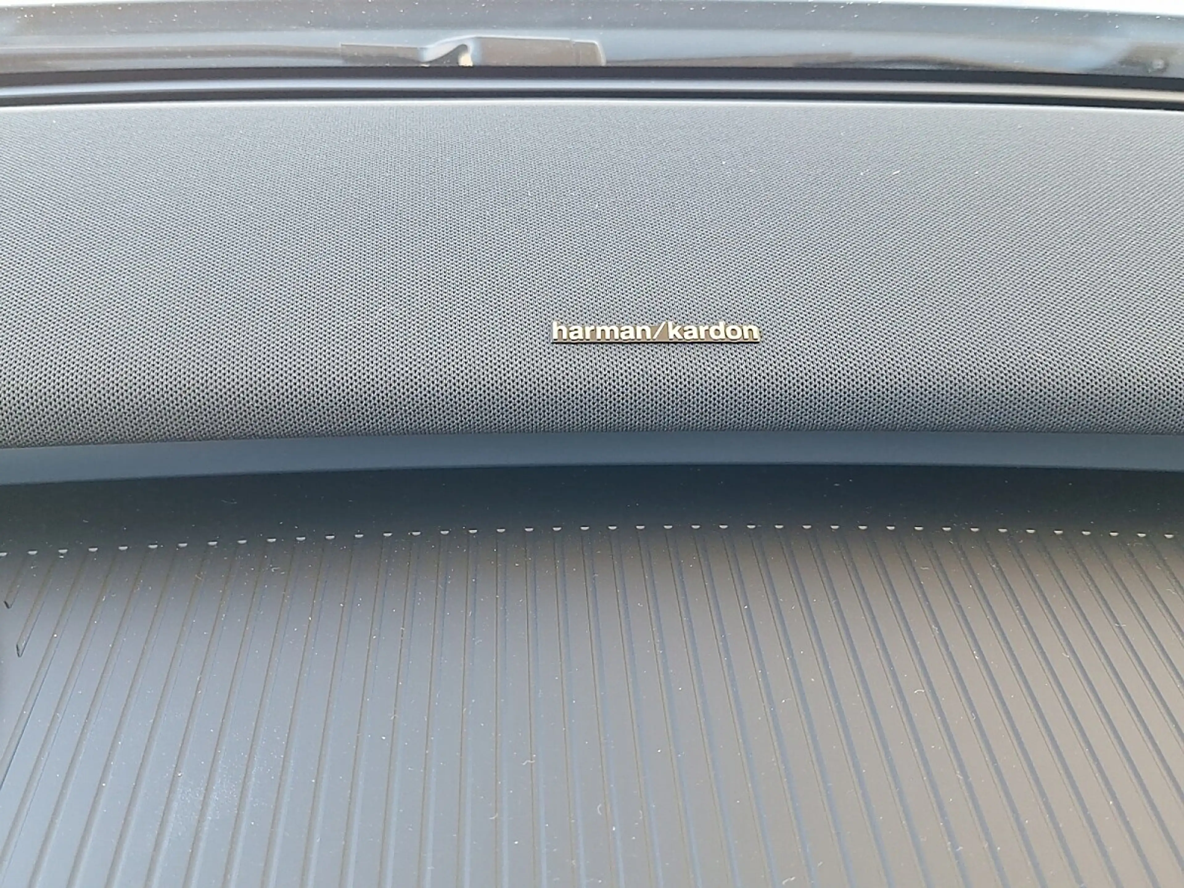 Volvo EX30 P8 Electric AWD 69kWh Ultra — photo 13