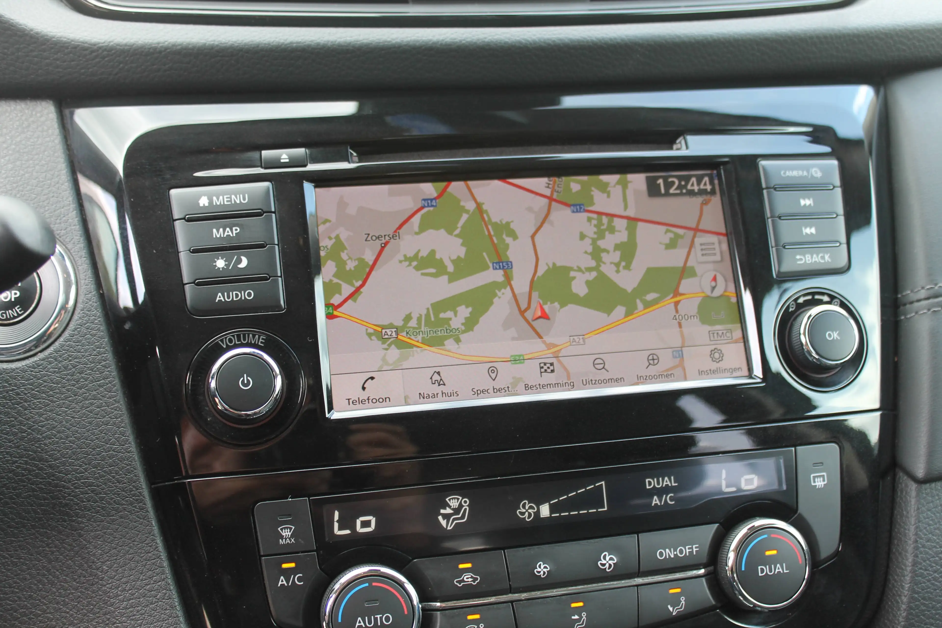 Nissan X-Trail — photo 17