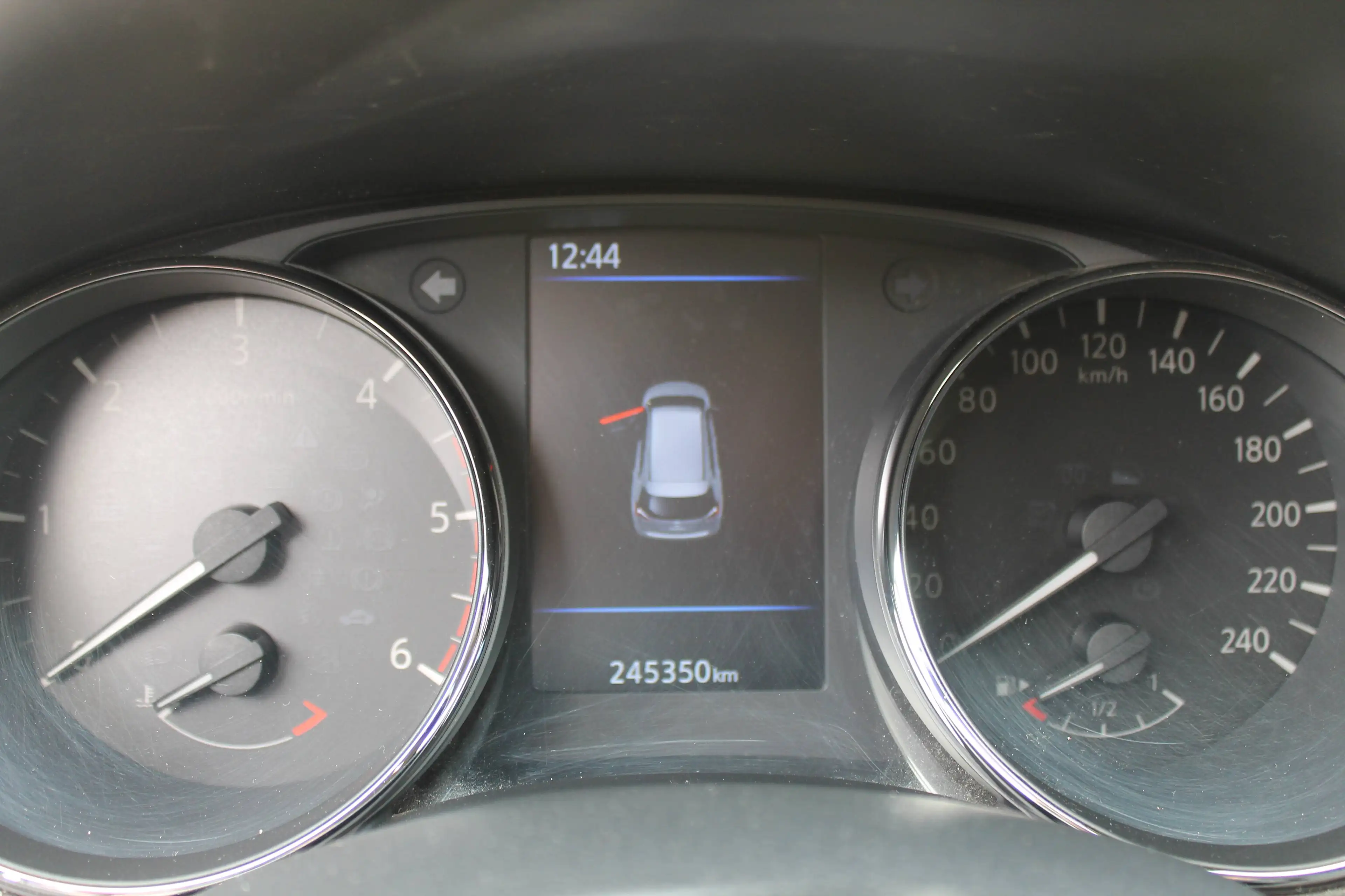 Nissan X-Trail — photo 14