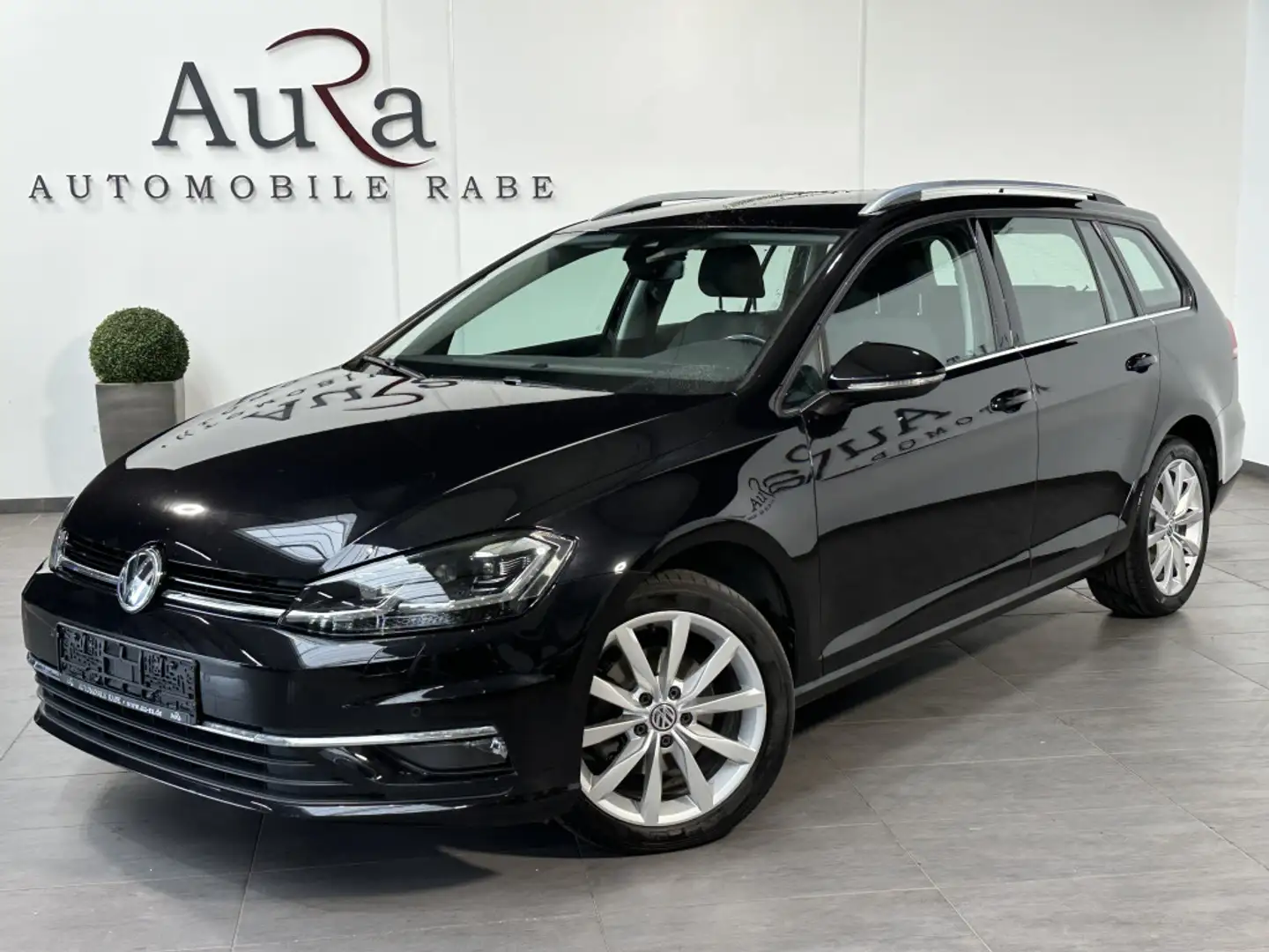 Volkswagen Golf Variant 2.0 TDI DSG Highline NAV+LED+ACC+SH Schwarz - 1