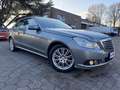 Mercedes-Benz E 220 CDI BE NAVI GLASDACH SITZHZG. PDC ALU GRA Silver - thumbnail 1
