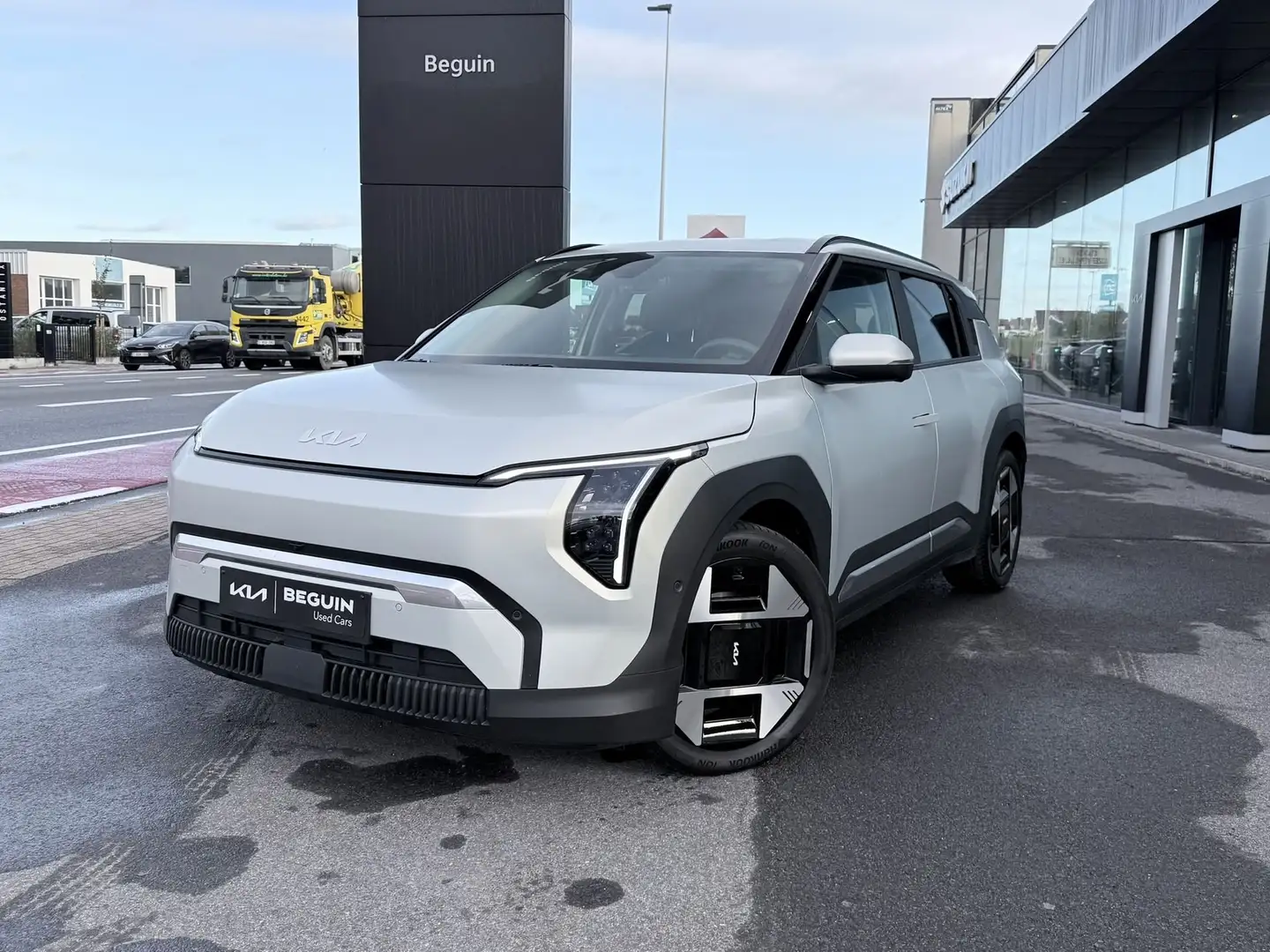Kia EV3 81,4 kWh Business Plus Argento - 1