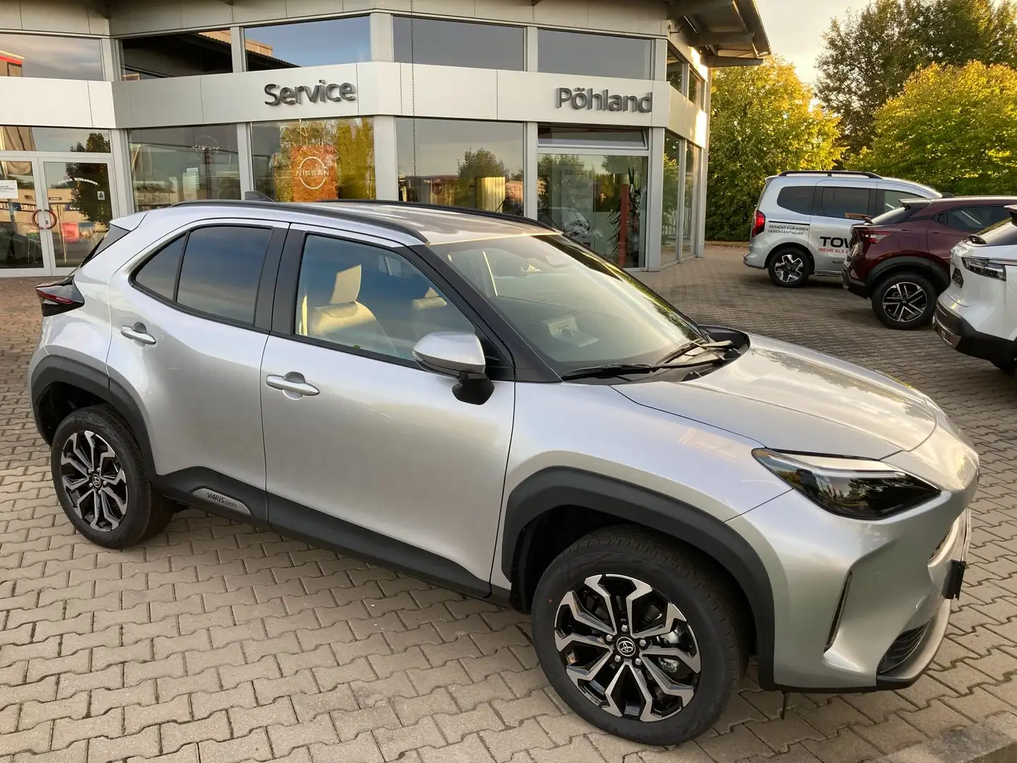 Toyota Yaris Cross Hybrid Teamplayer Silber - 2