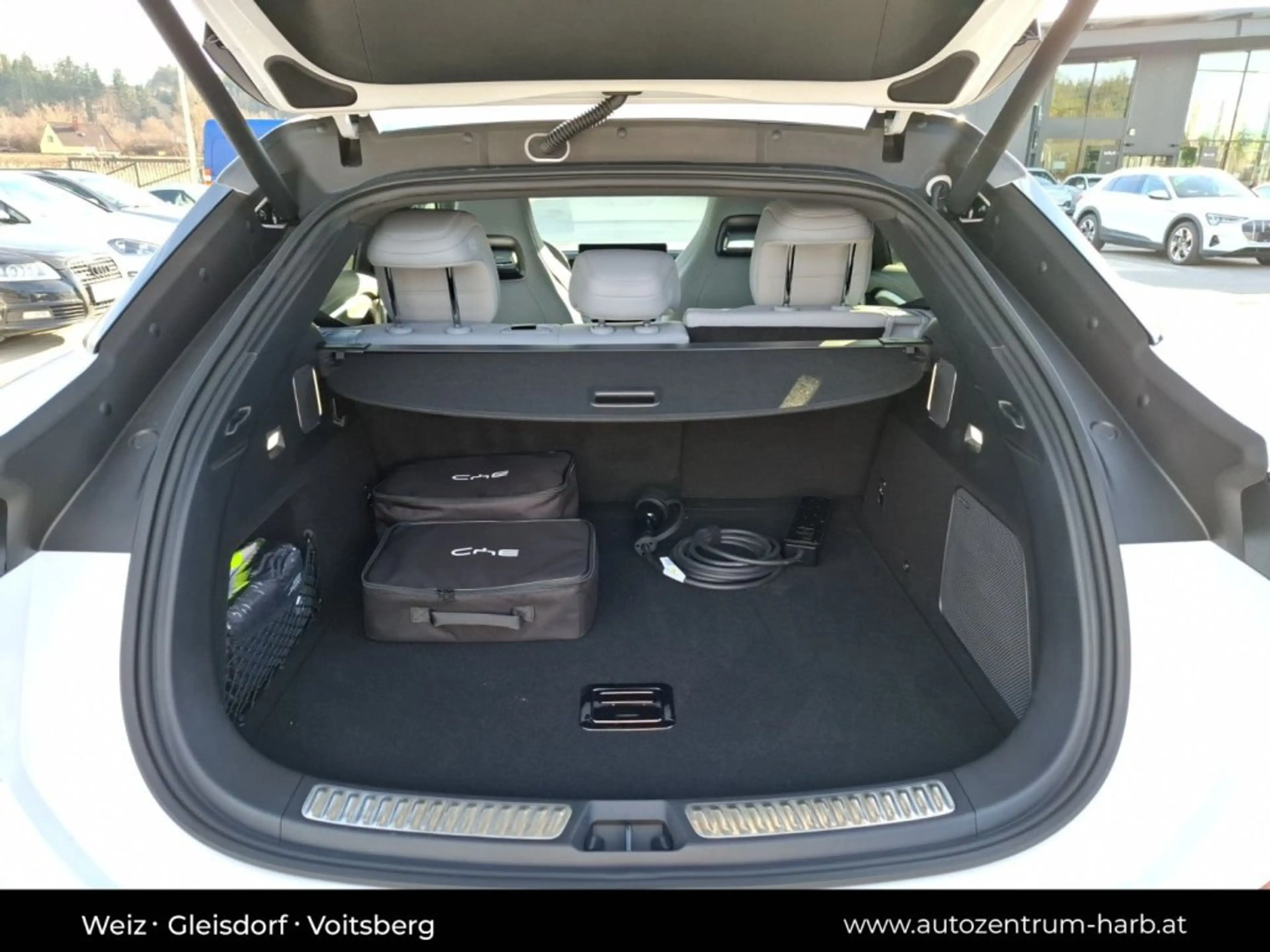 BYD Sealion 7 Excellence AWD — photo 12