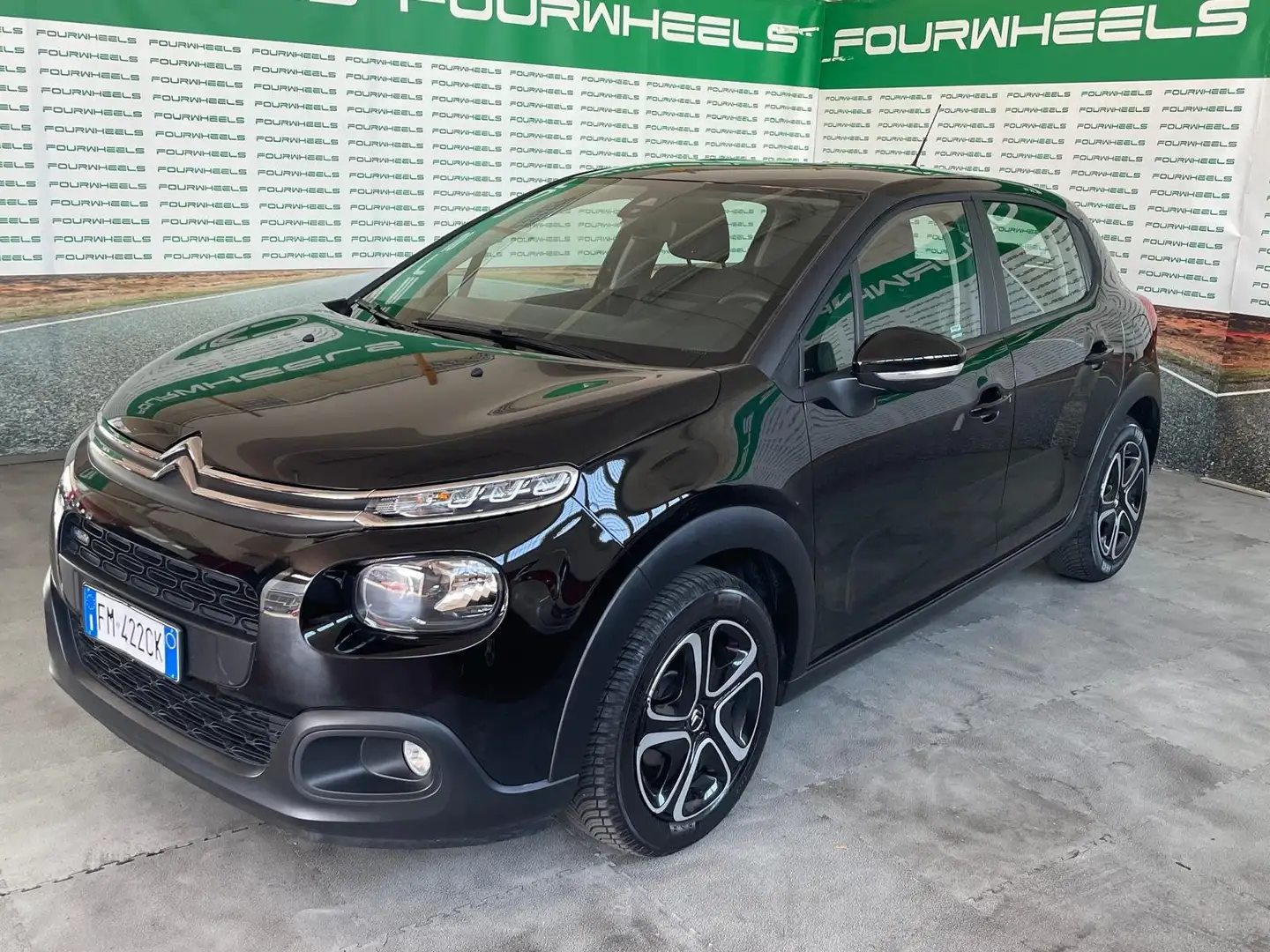 Citroen C3 C3 1.2 puretech Shine 82cv - 2