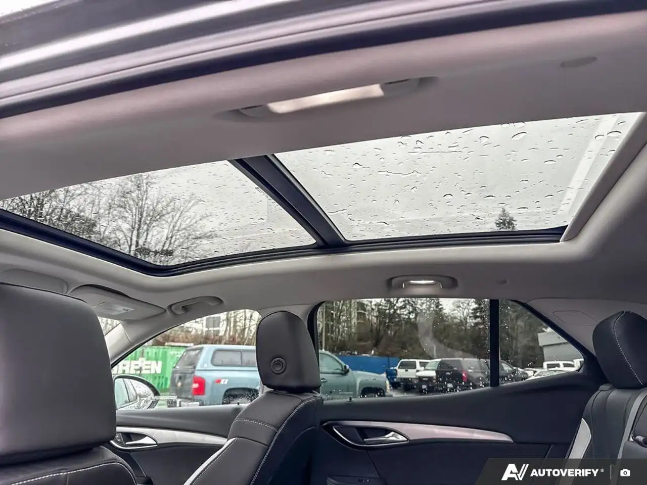 Buick Envision снимка Buick Envision