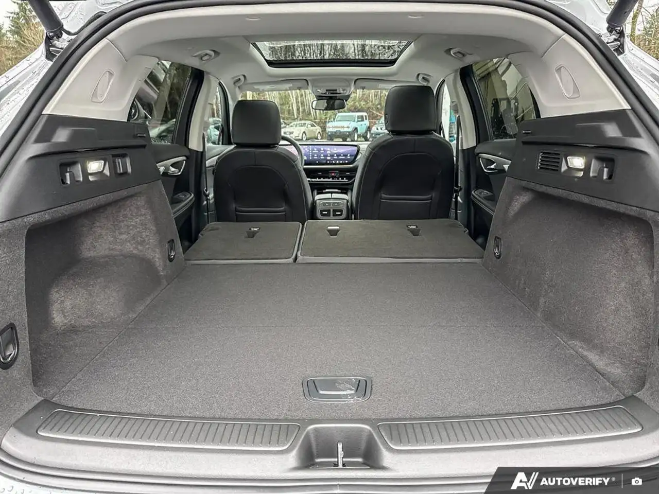 Buick Envision снимка Buick Envision