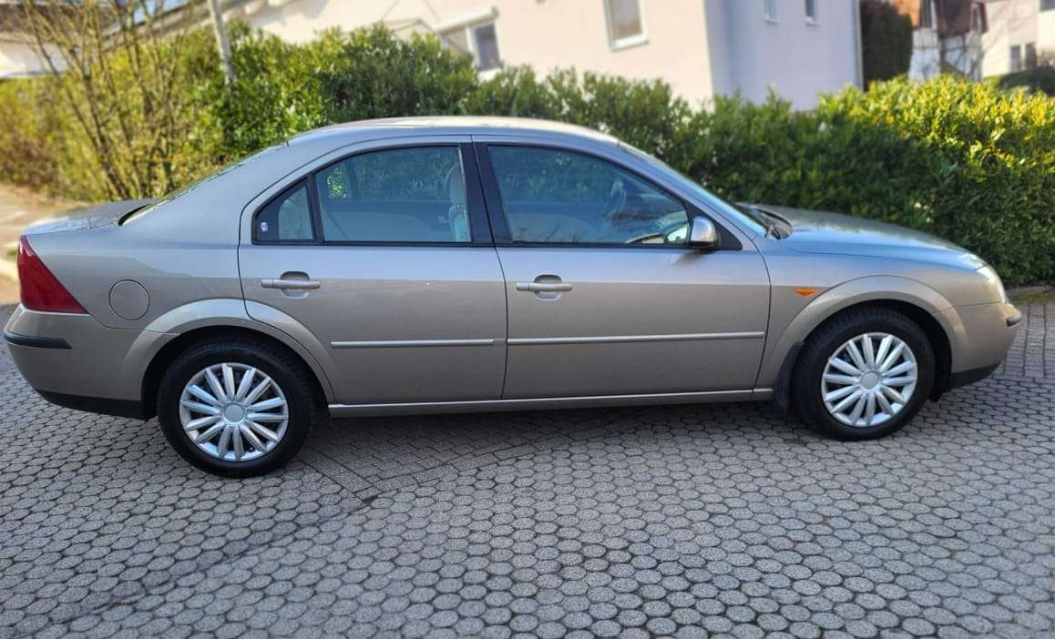Second hand Ford Mondeo 1.8