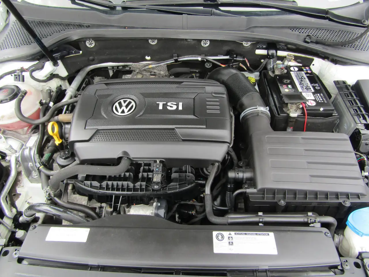 Volkswagen Golf снимка Volkswagen Golf