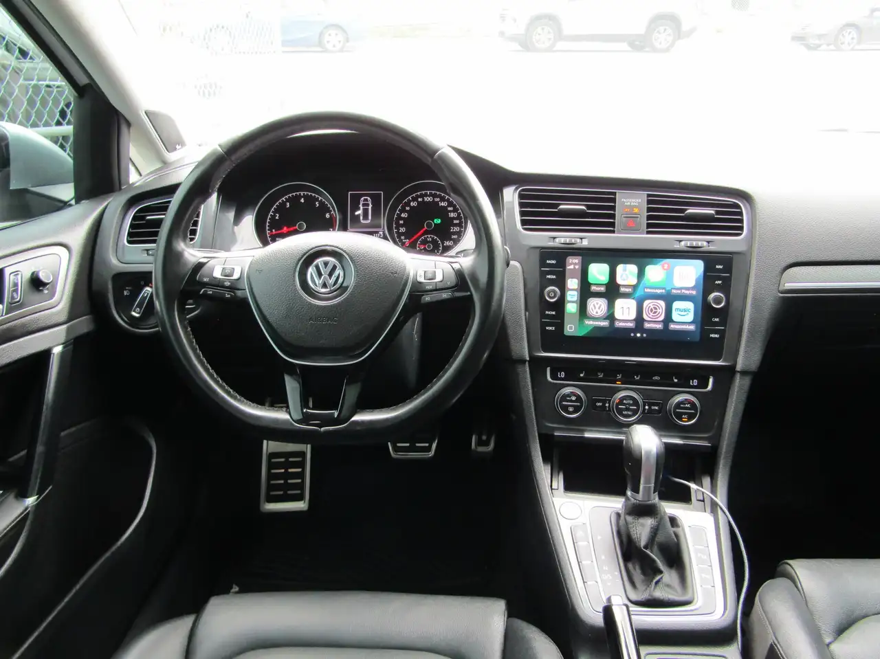 Volkswagen Golf снимка Volkswagen Golf