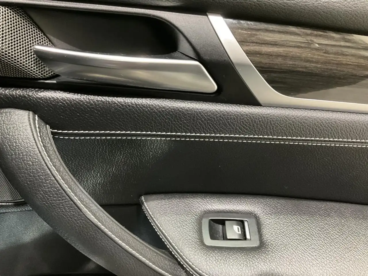 BMW X3 снимка BMW X3