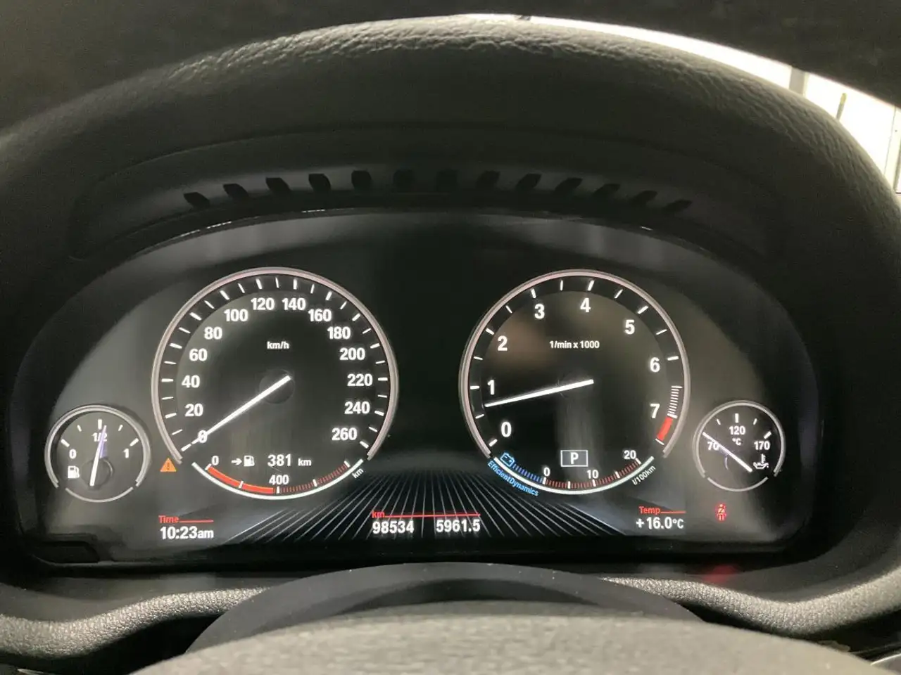 BMW X3 снимка BMW X3