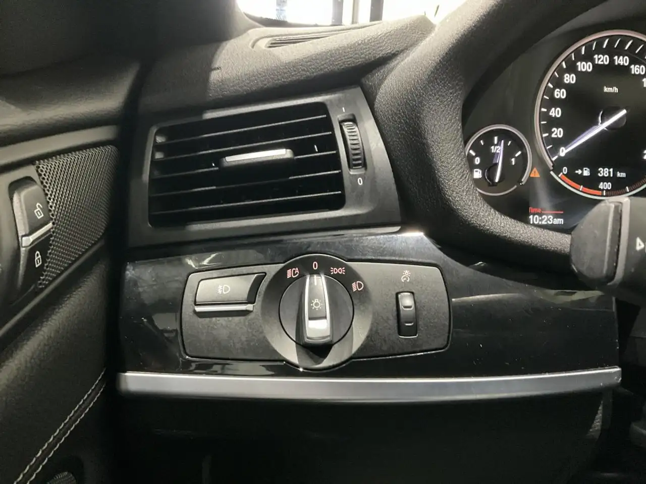 BMW X3 снимка BMW X3