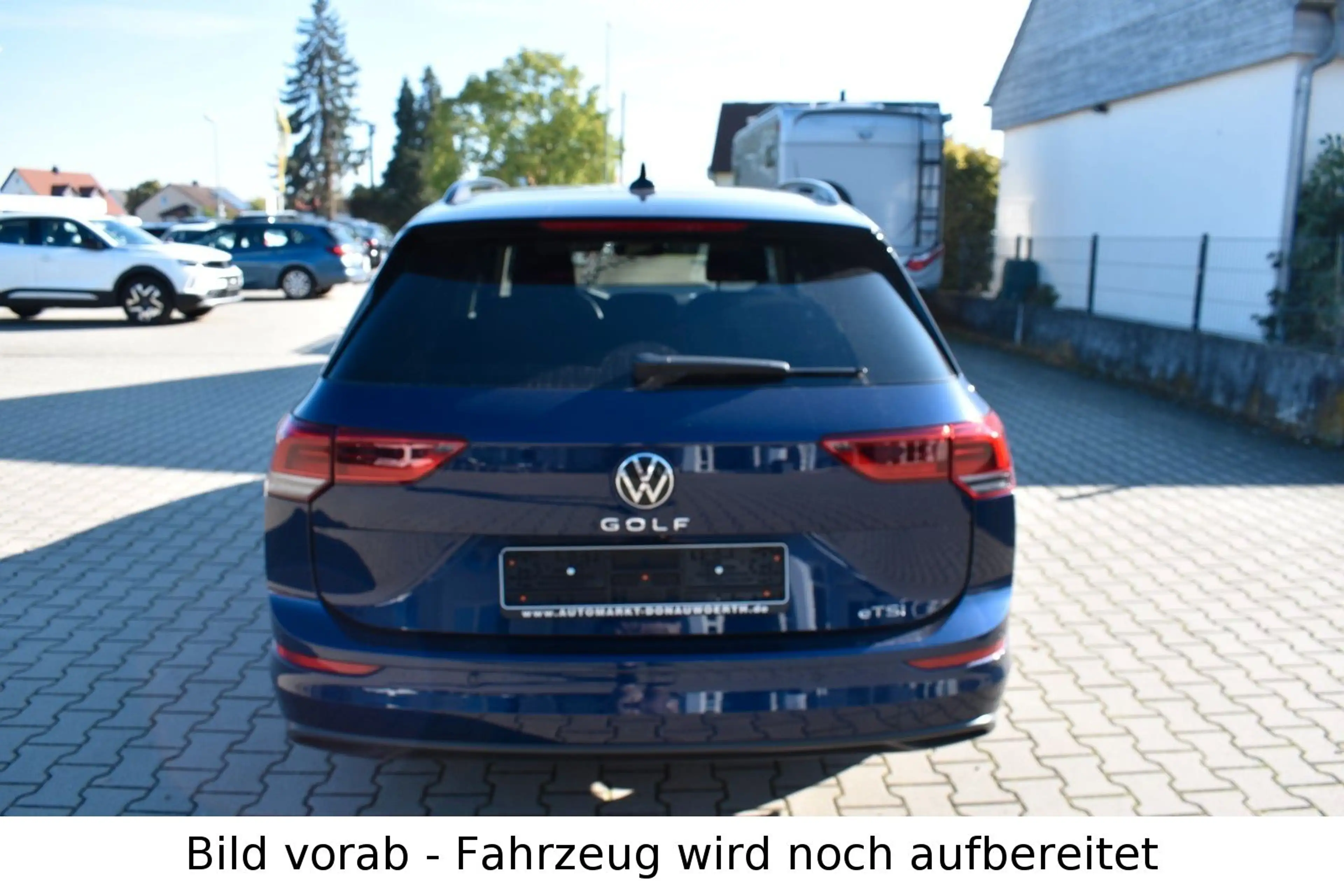 Volkswagen Golf Variant 1.0 eTSI AHK Abstandstempomat Navi — photo 8