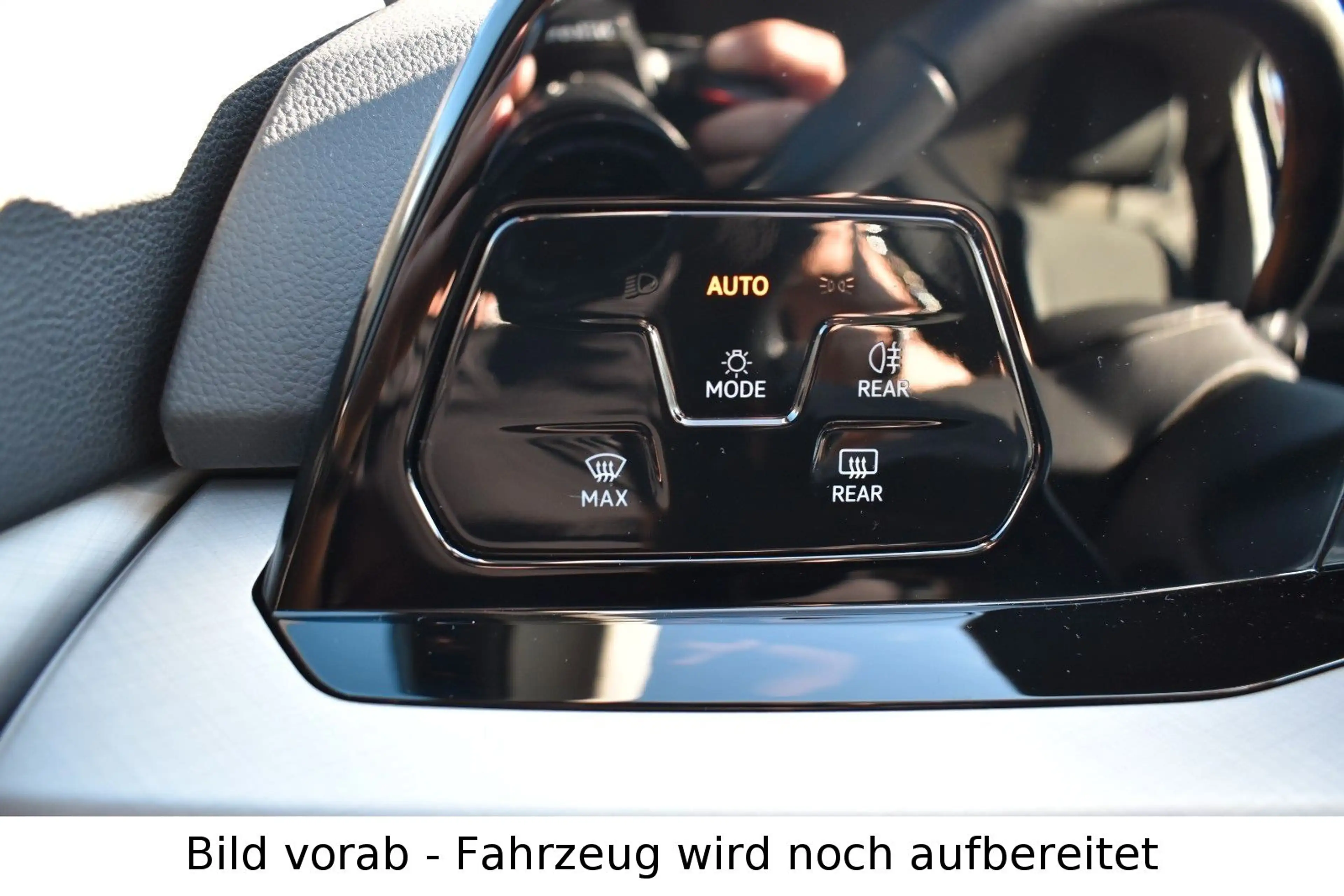 Volkswagen Golf Variant 1.0 eTSI AHK Abstandstempomat Navi — photo 14