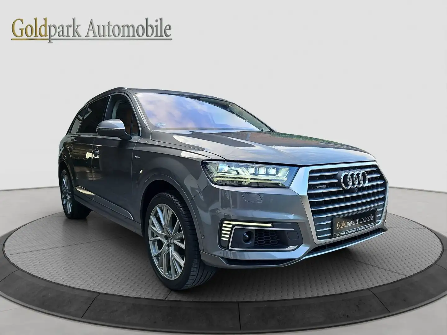 Audi Q7 3.0 TDI e-tron quattro/PHEV - HYBRID/TOP AUSSTA! Grau - 1