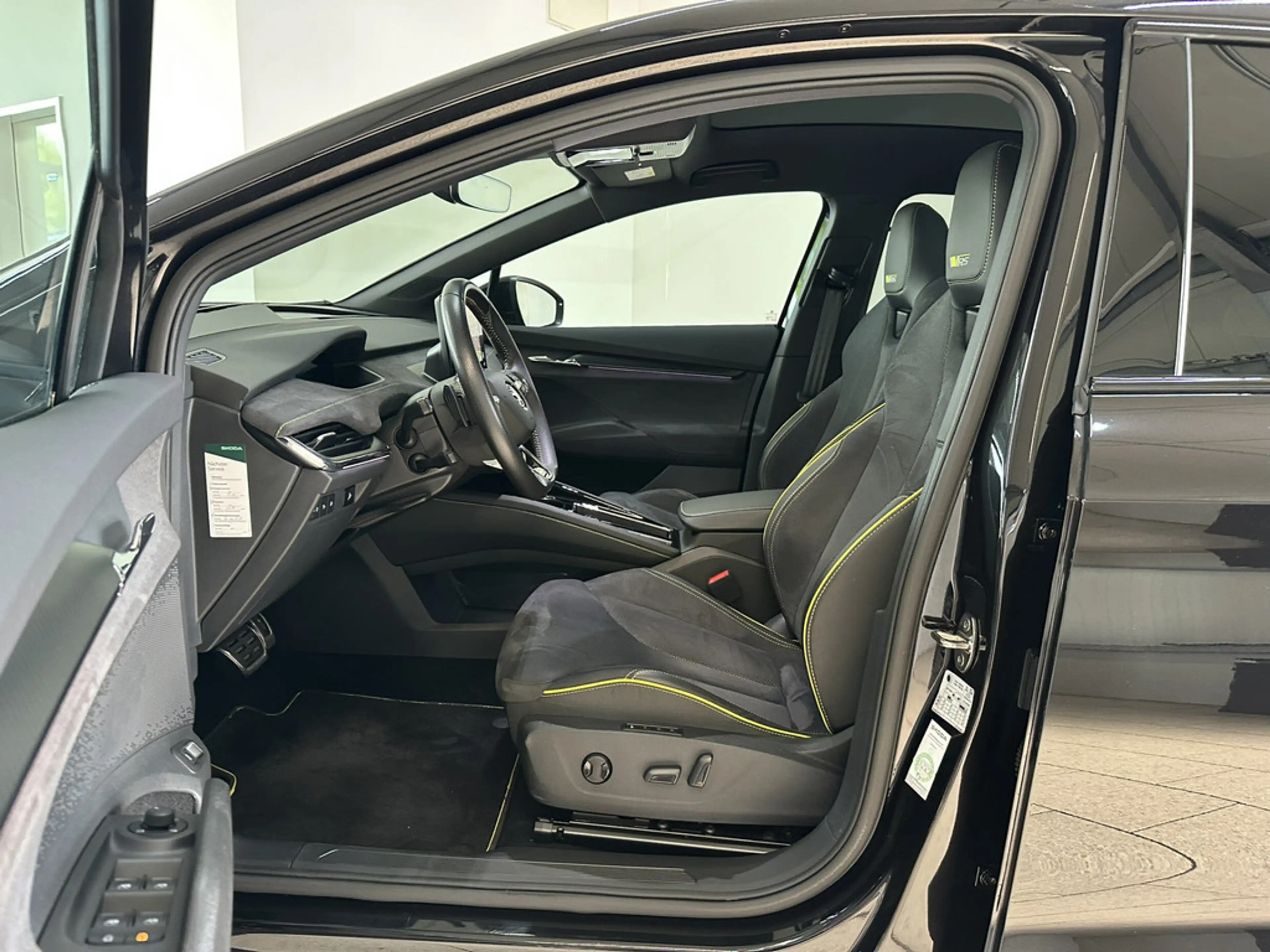 Skoda Enyaq Coupé RS Lounge ACC HUD PANO MATRIX-LED — photo 12