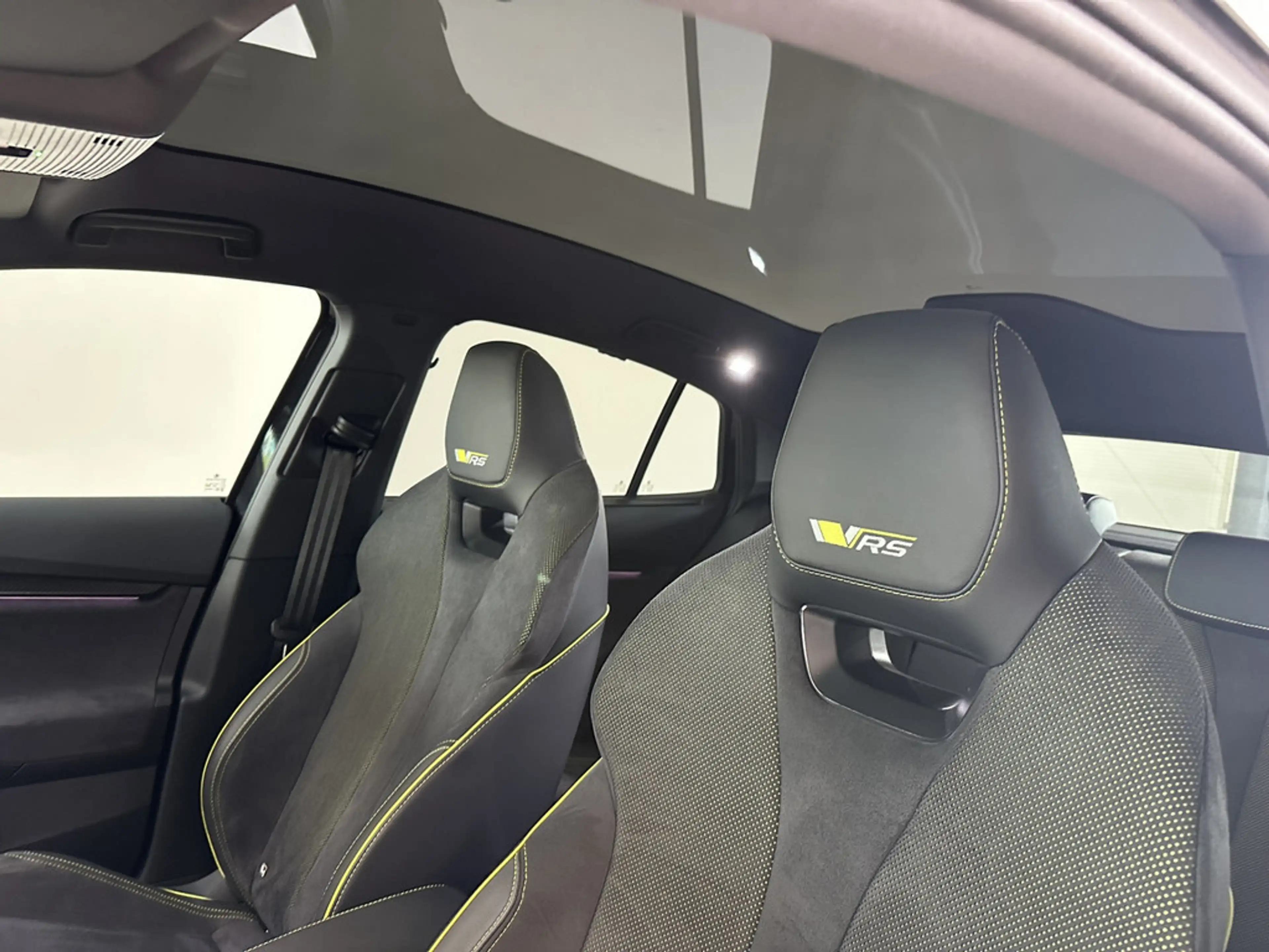 Skoda Enyaq Coupé RS Lounge ACC HUD PANO MATRIX-LED — photo 15