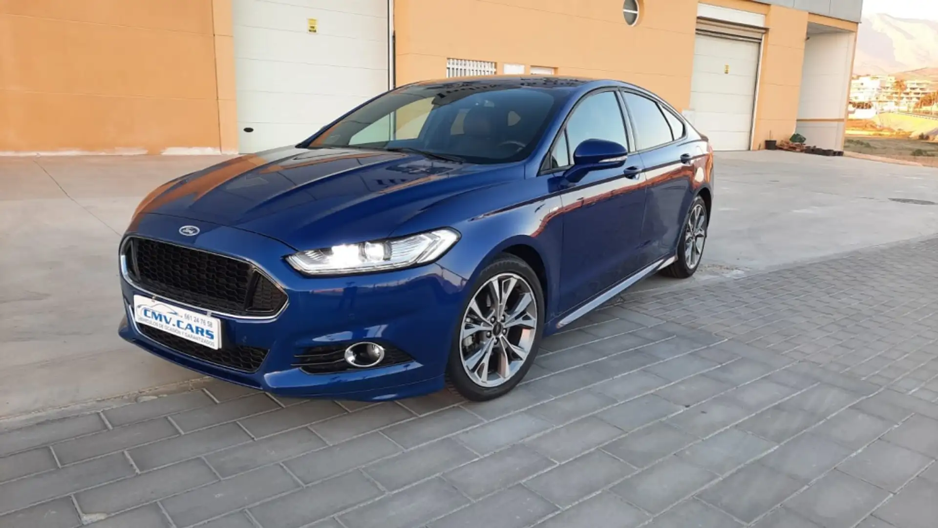 Ford Mondeo 2.0TDCI ST-Line 150 Azul - 1