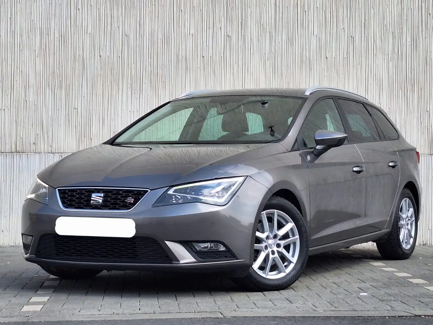 SEAT Leon ST 1.6 CR TDi Ecomotive Style - 1