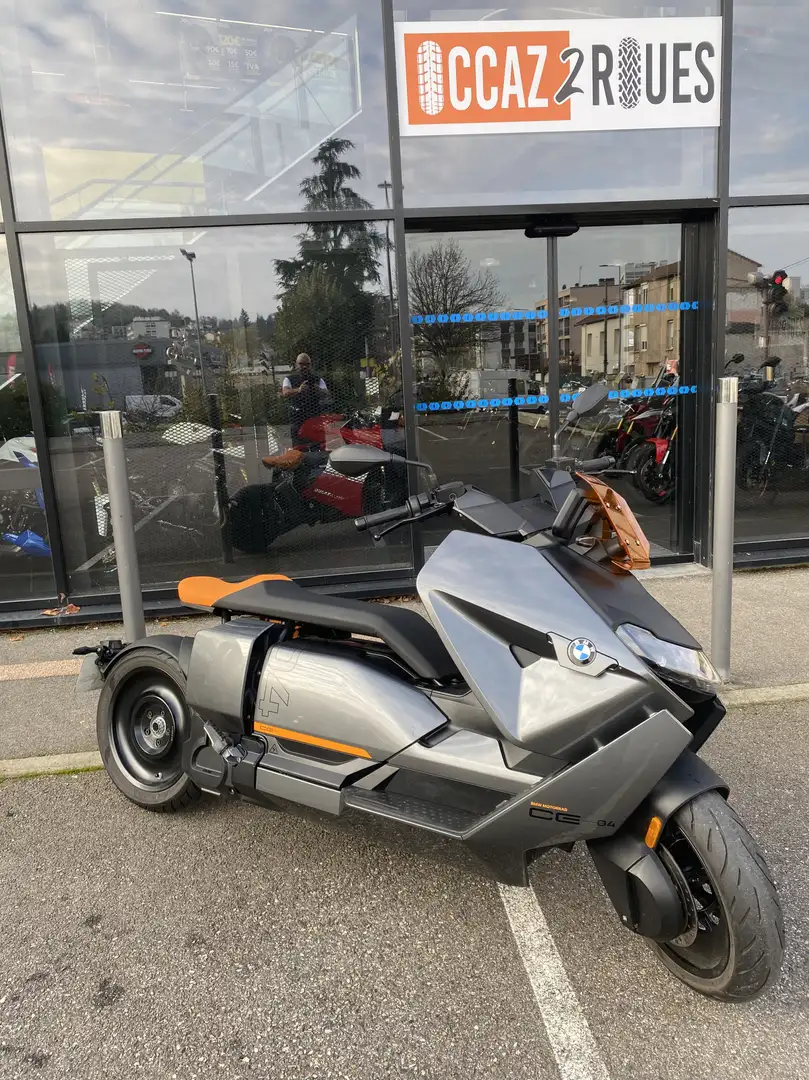 BMW CE 04 Grau - 1