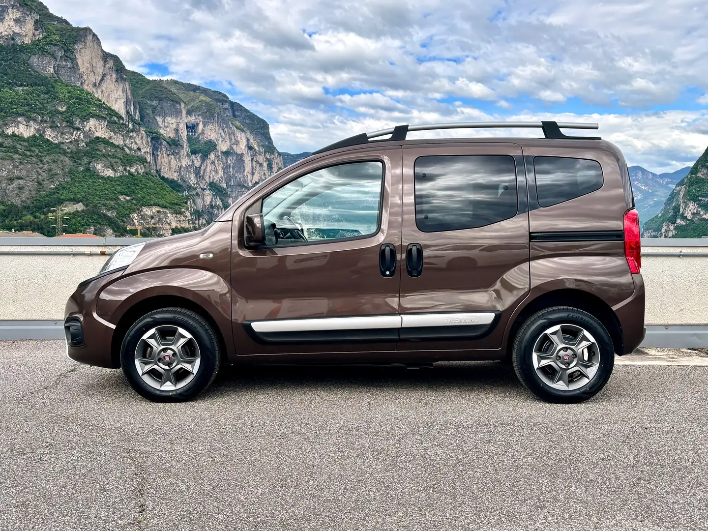 Fiat Qubo 1.3 mjt 16v Trekking 80cv my19 Braun - 2