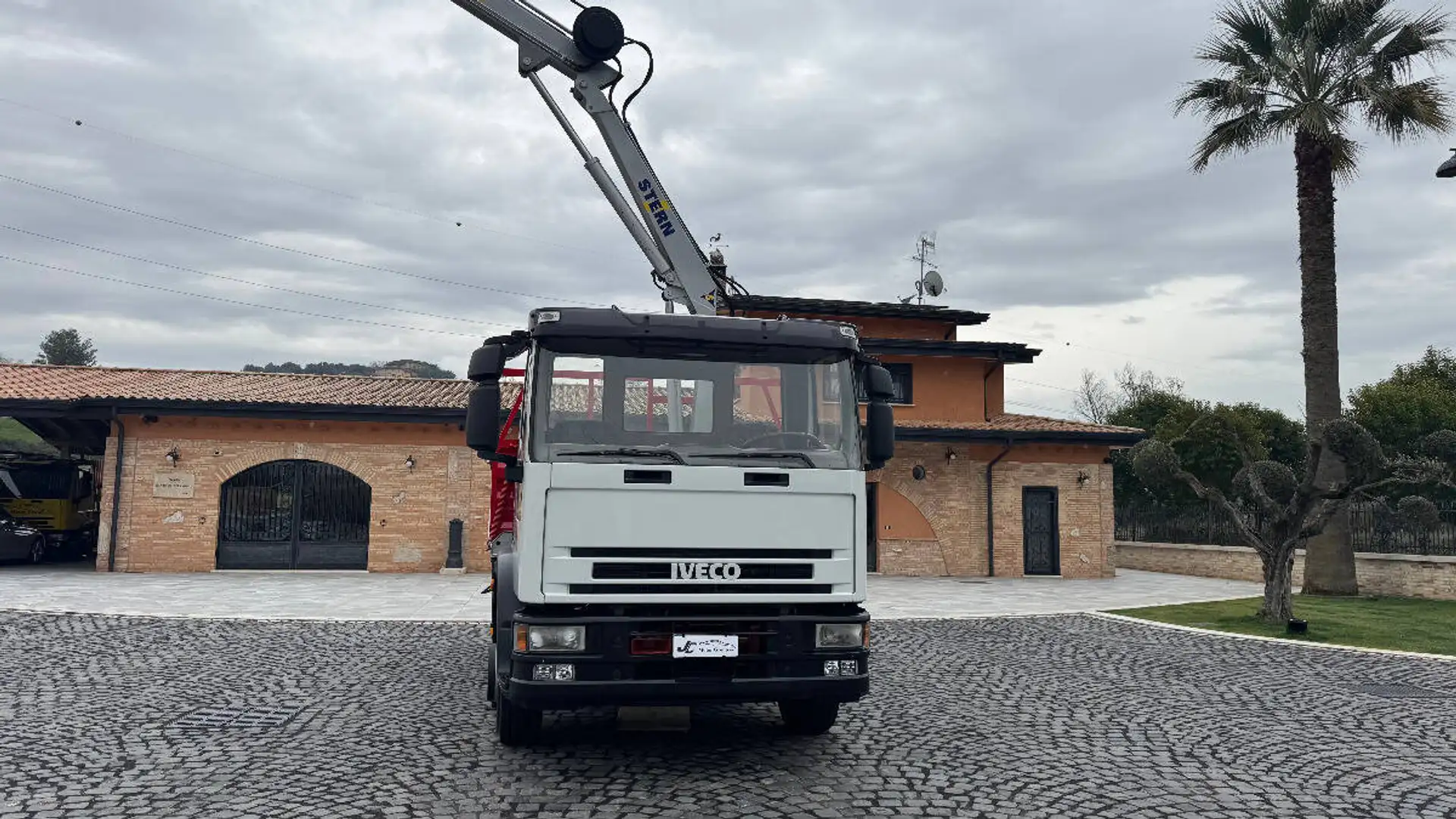 Iveco 130 EUROCARGO 130E15 CON A C E RADIOCOMANDO Bianco - 2