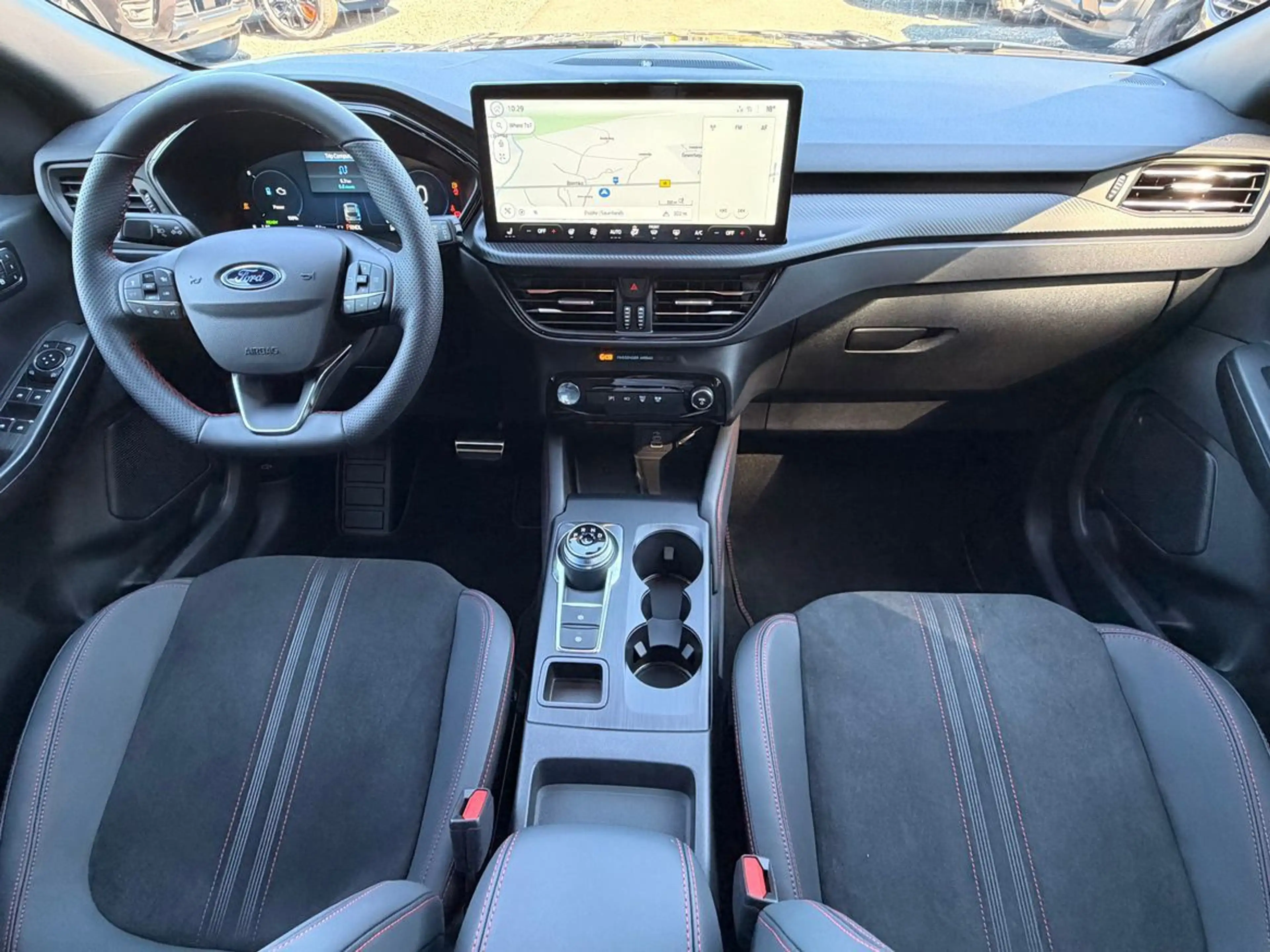 Ford Kuga 2.5 Duratec FHEV ST-Line X+AHK+Panorama — photo 32