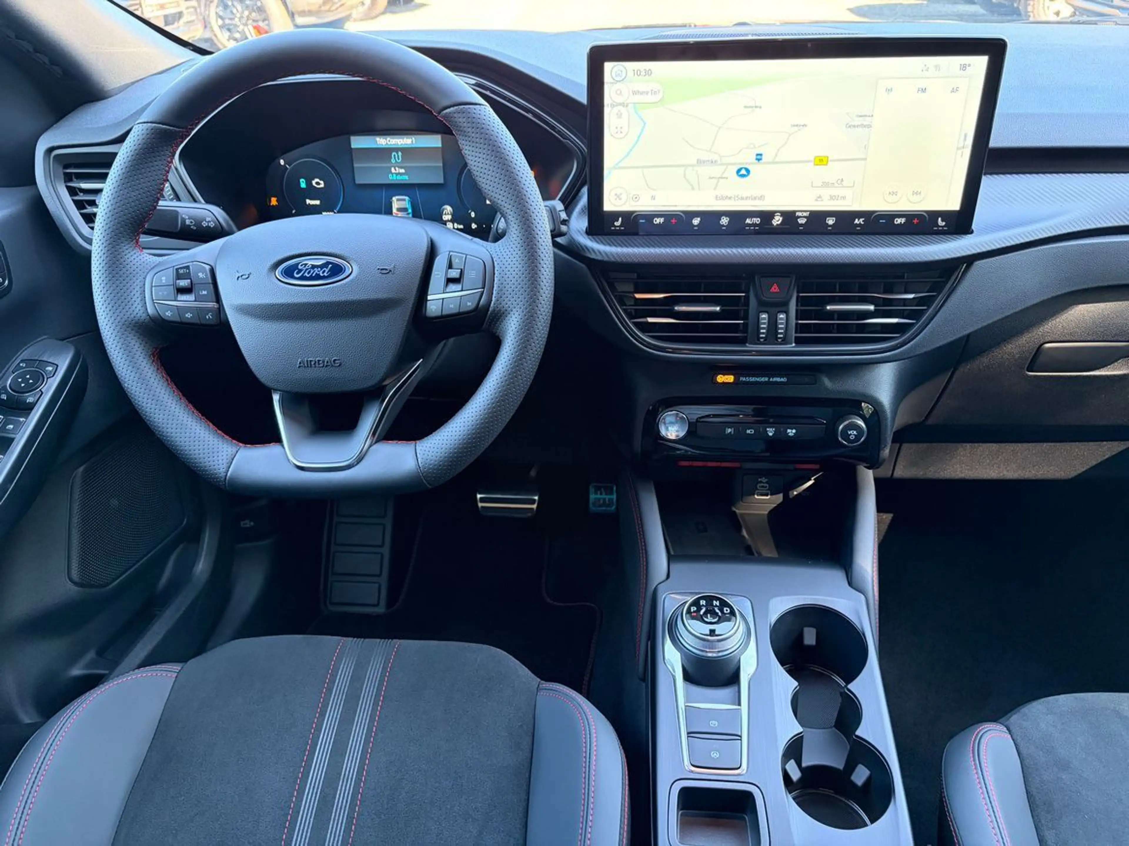 Ford Kuga 2.5 Duratec FHEV ST-Line X+AHK+Panorama — photo 31